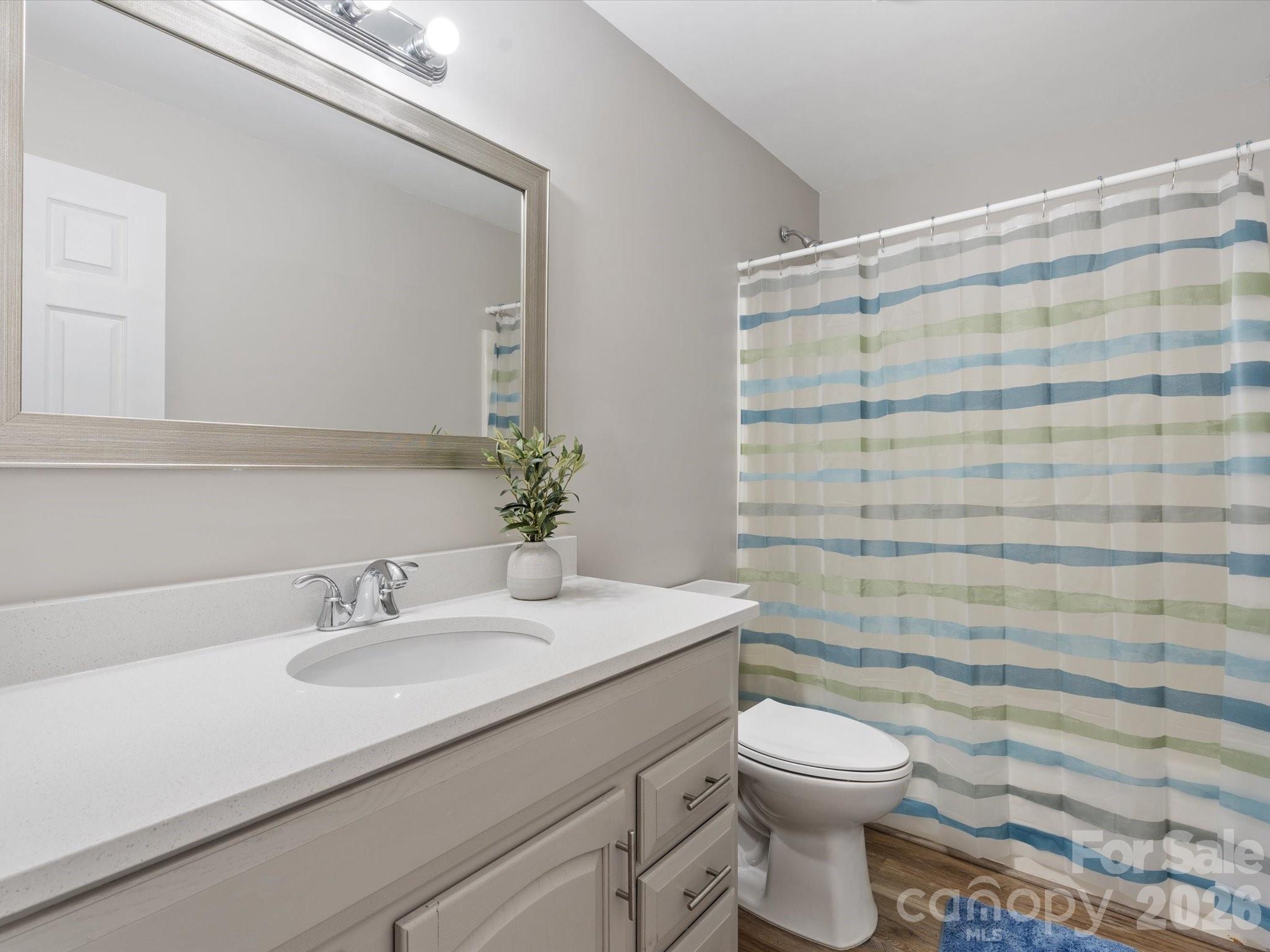 105 S York Street — Lancaster