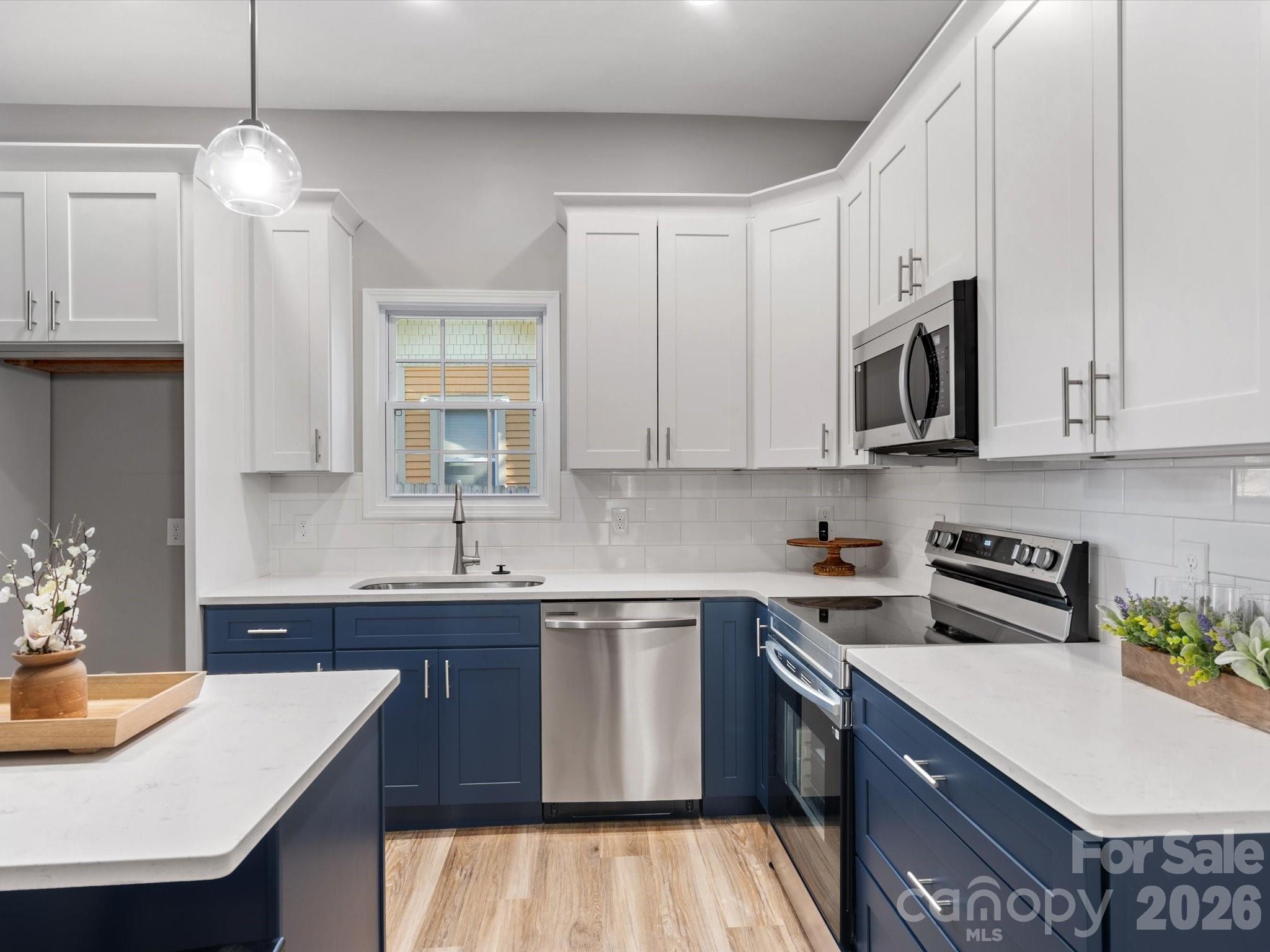 105 S York Street — Lancaster