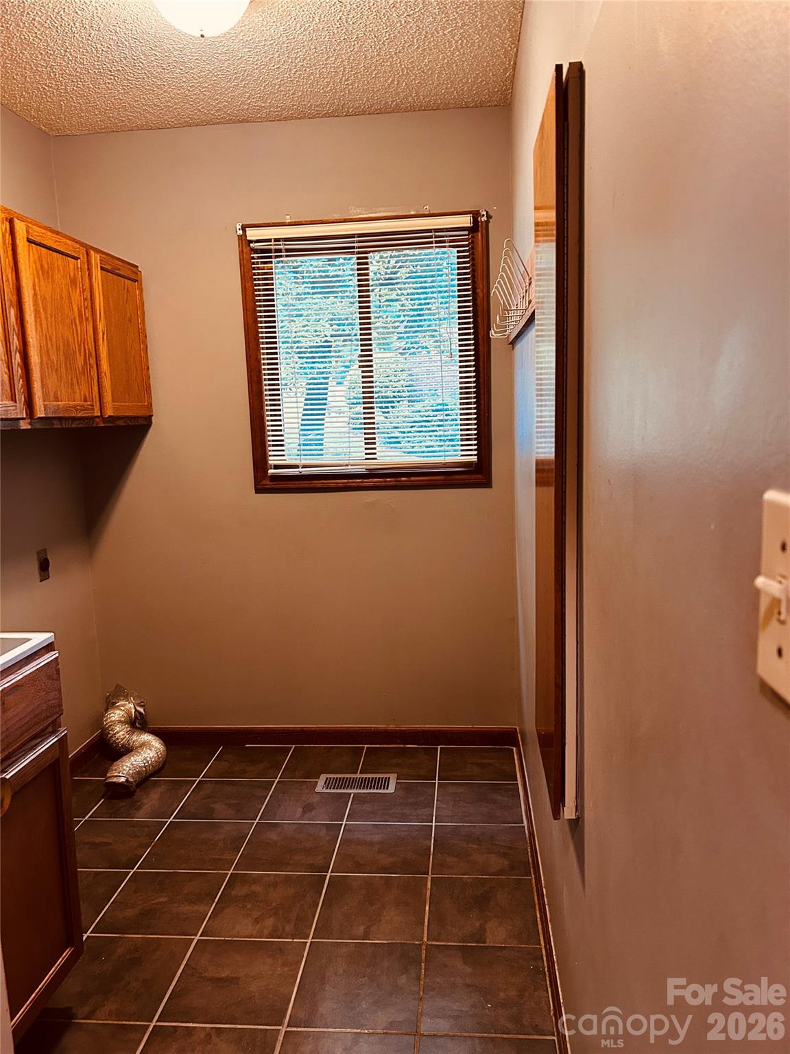 395 Wood Hollow Road — Taylorsville