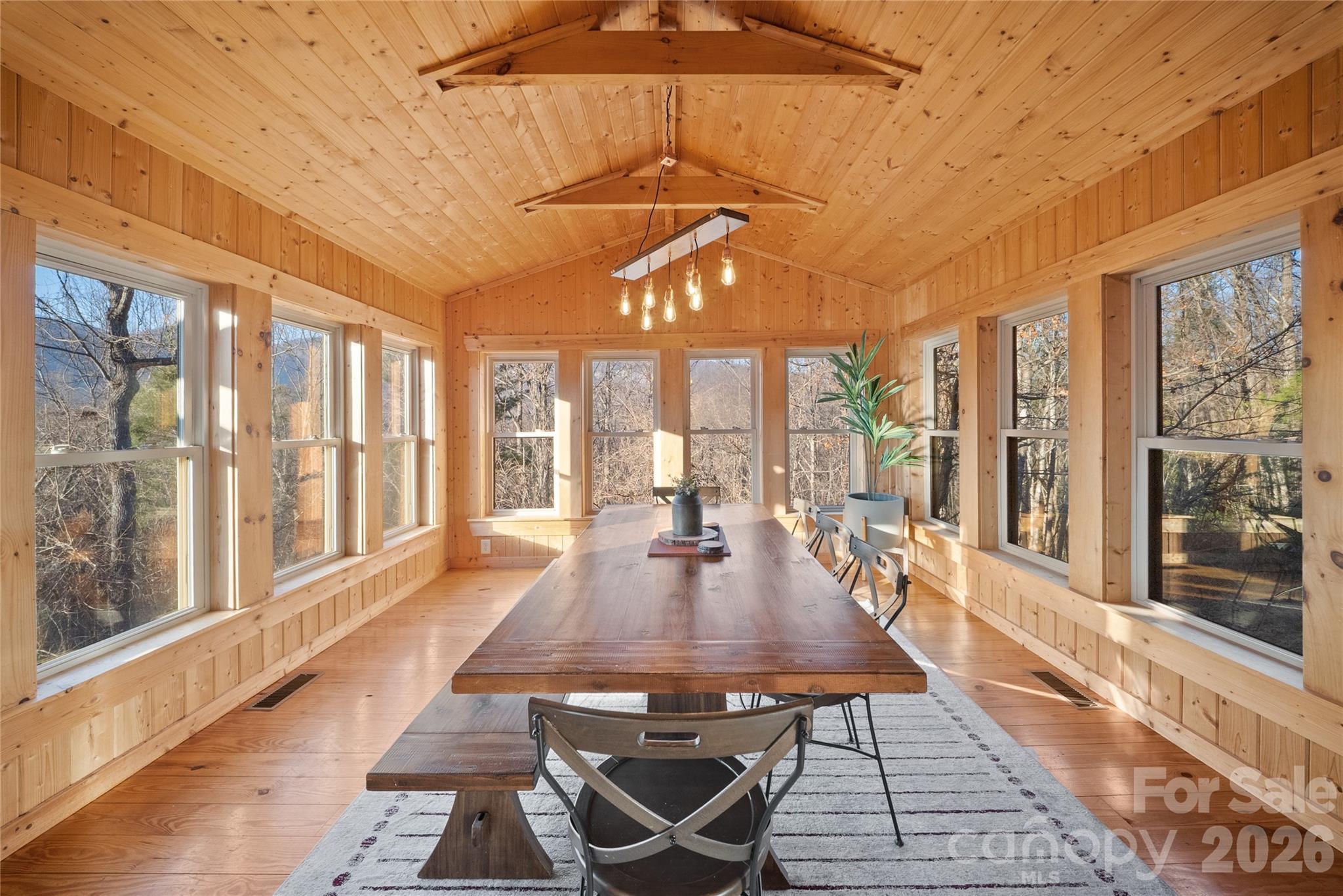 173 Mistletoe Park — Lake Lure