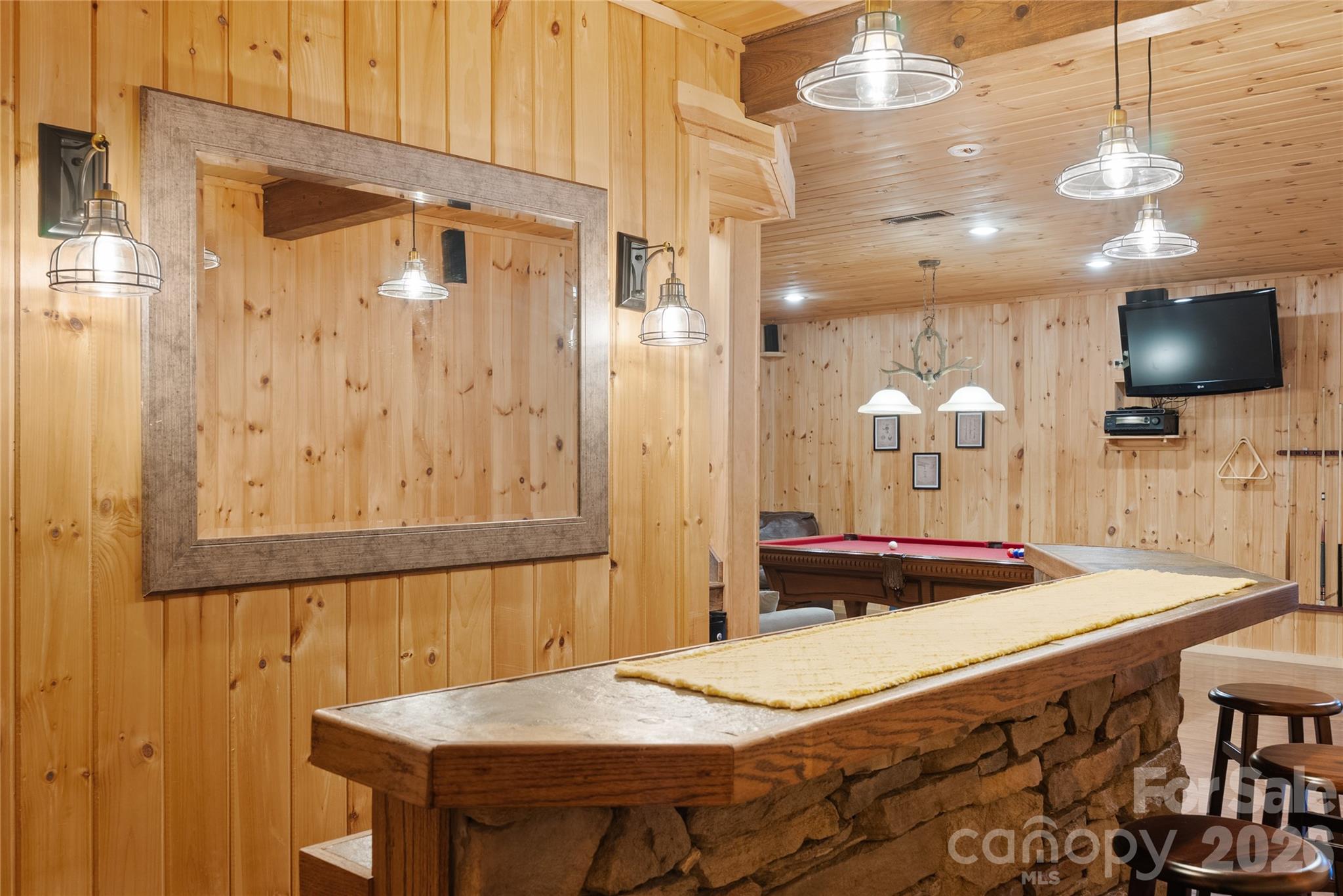 173 Mistletoe Park — Lake Lure