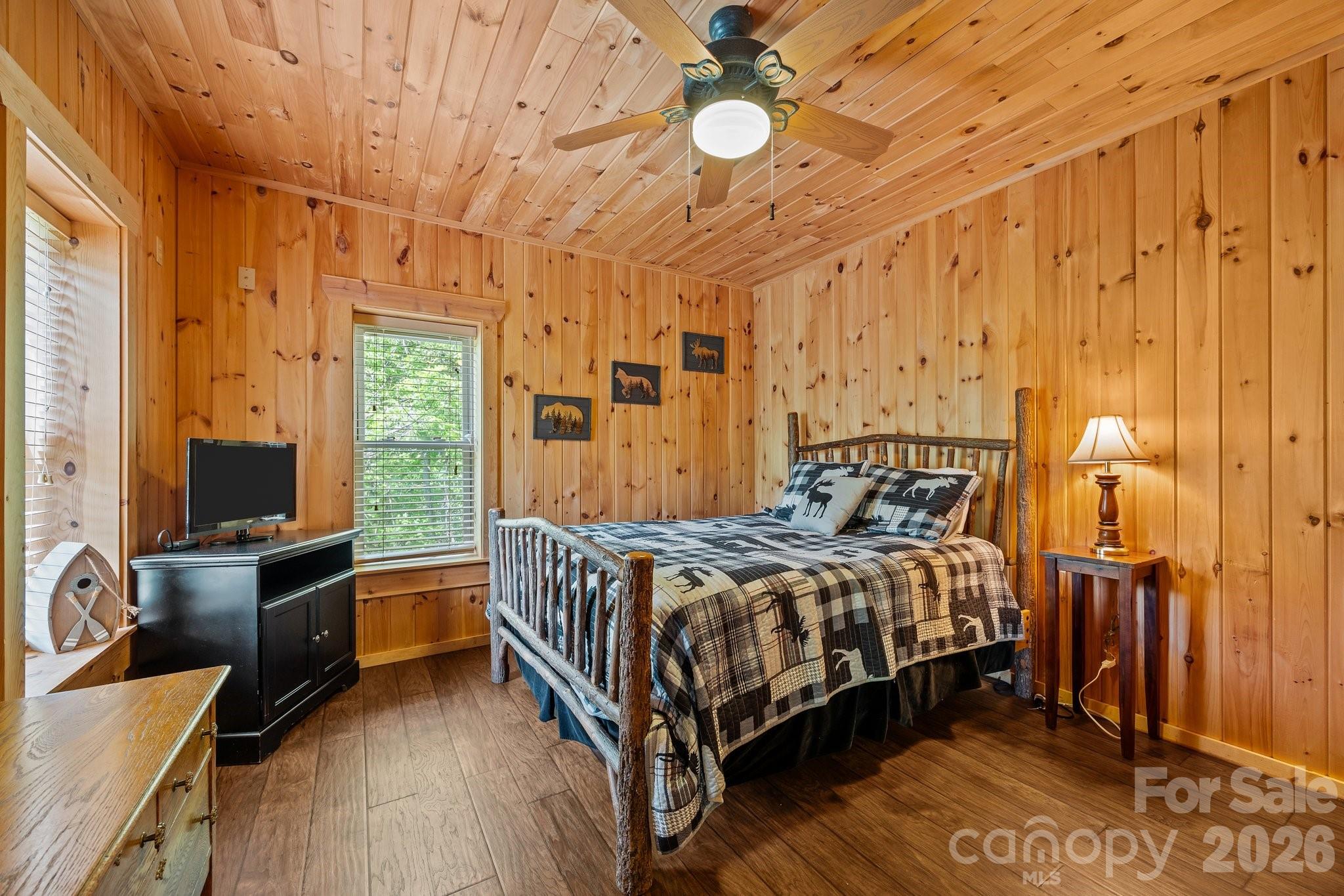 173 Mistletoe Park — Lake Lure