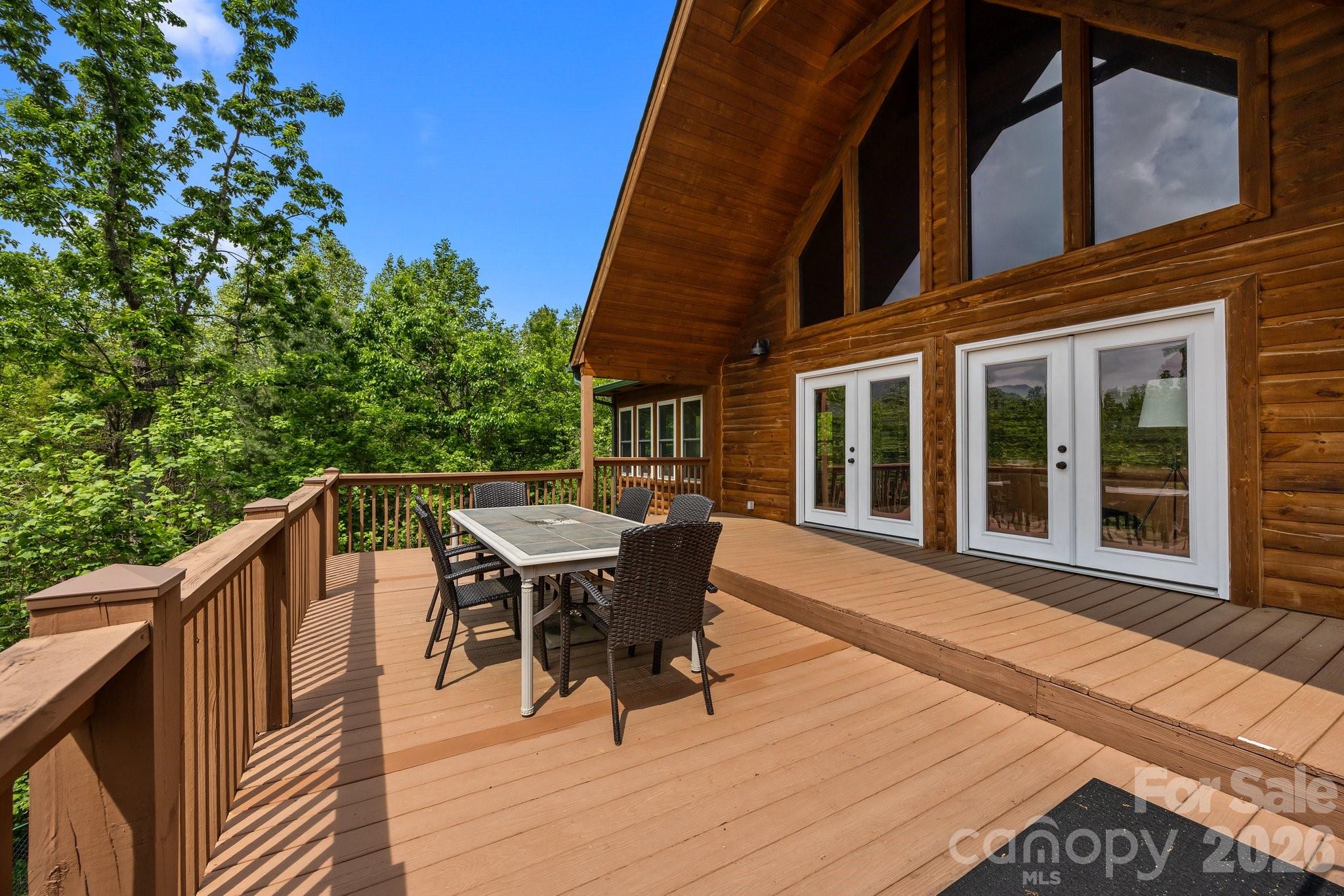 173 Mistletoe Park — Lake Lure