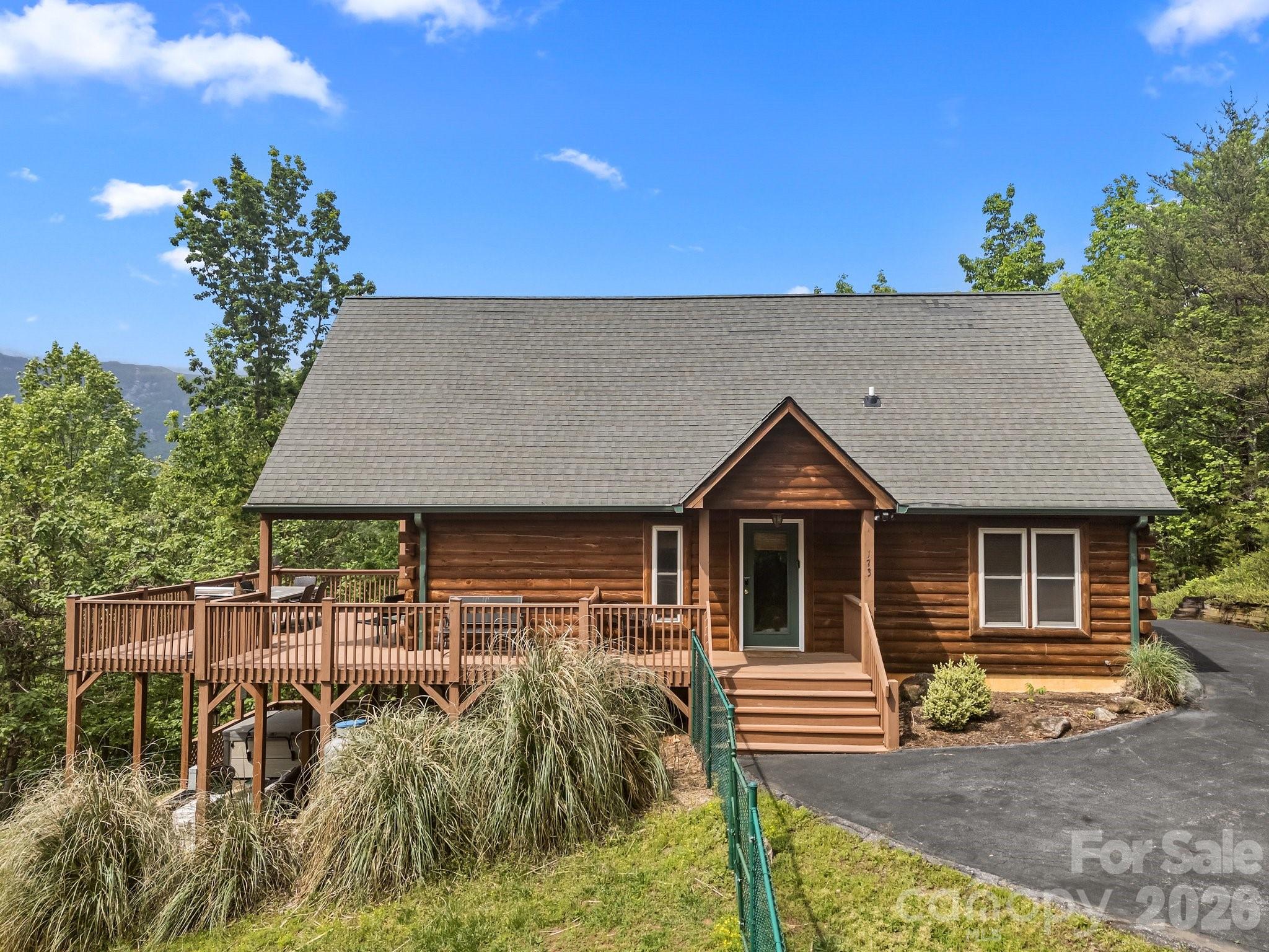 173 Mistletoe Park — Lake Lure