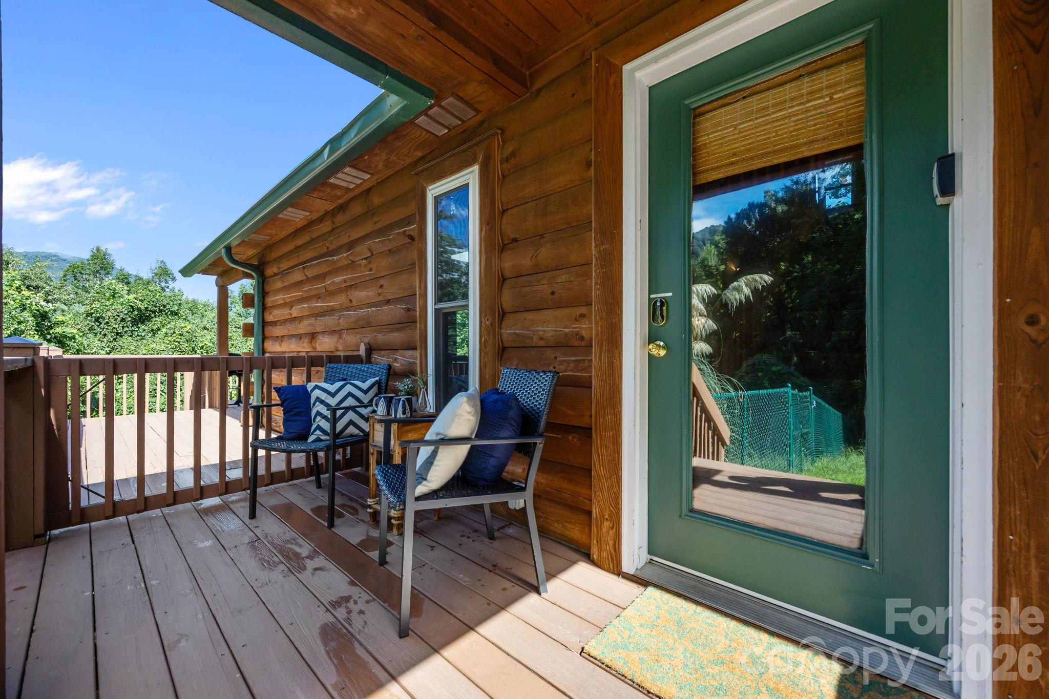 173 Mistletoe Park — Lake Lure