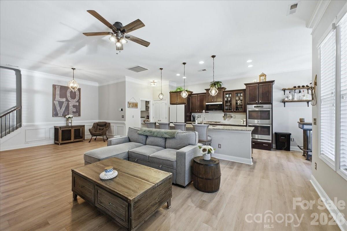 4406 Clos Du Val Road — Charlotte