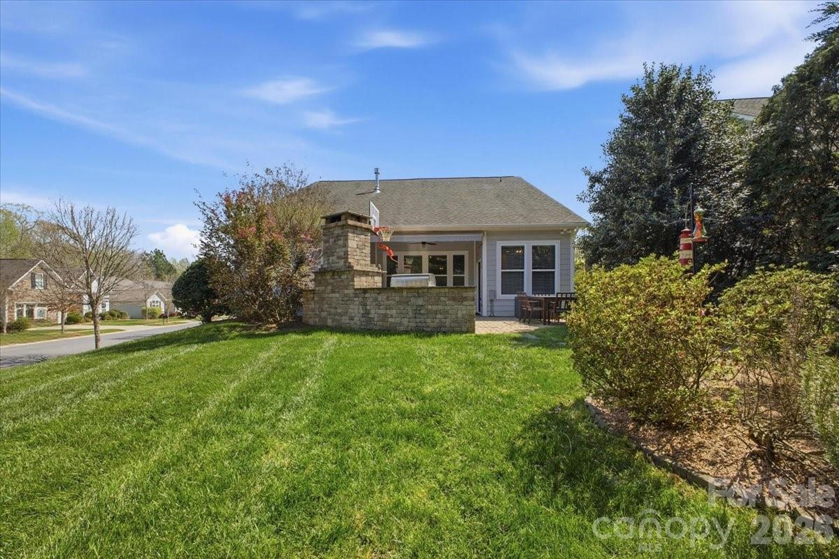 4406 Clos Du Val Road — Charlotte