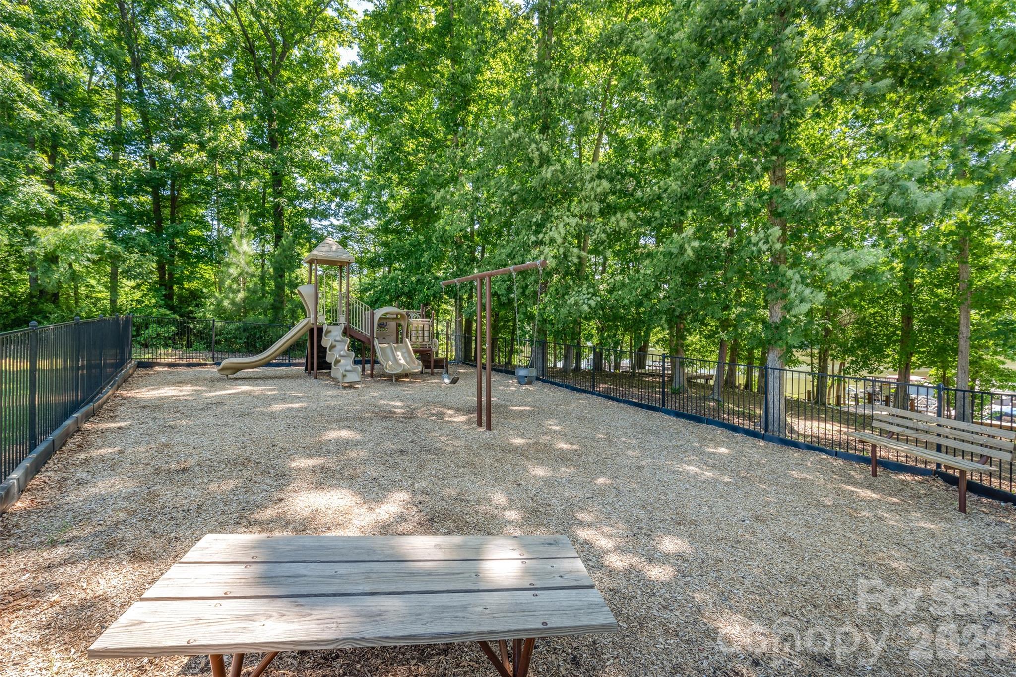 4406 Clos Du Val Road — Charlotte