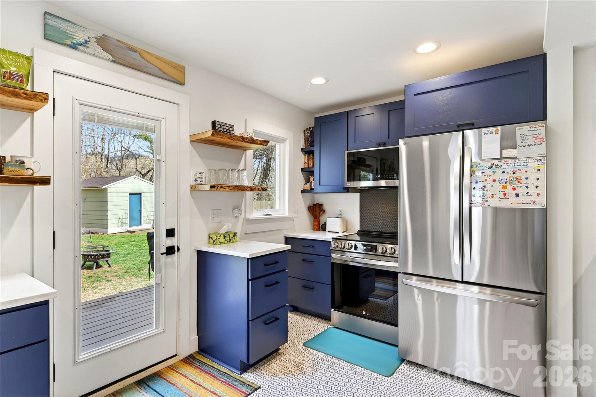 216 Vance Avenue — Black Mountain