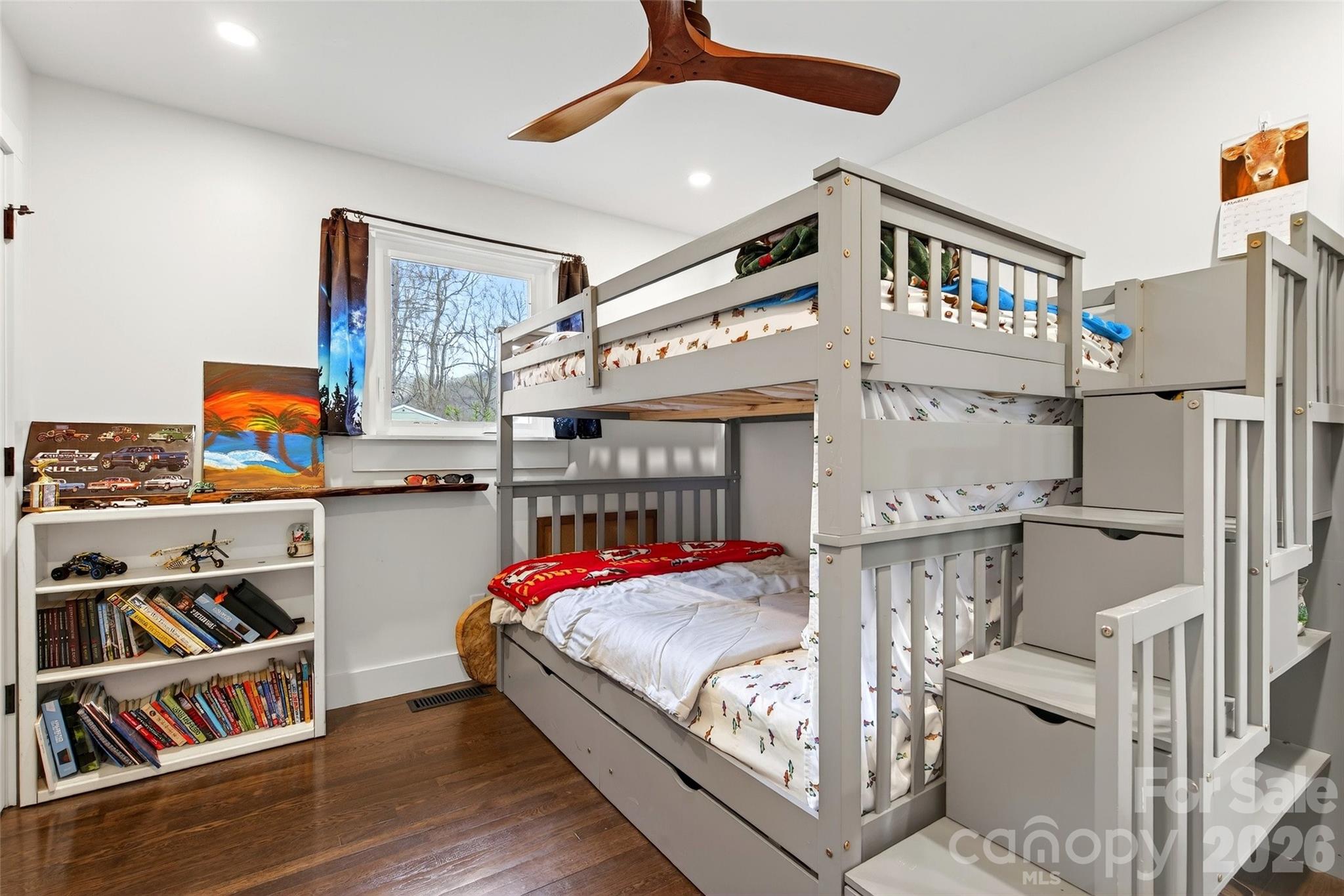 216 Vance Avenue — Black Mountain