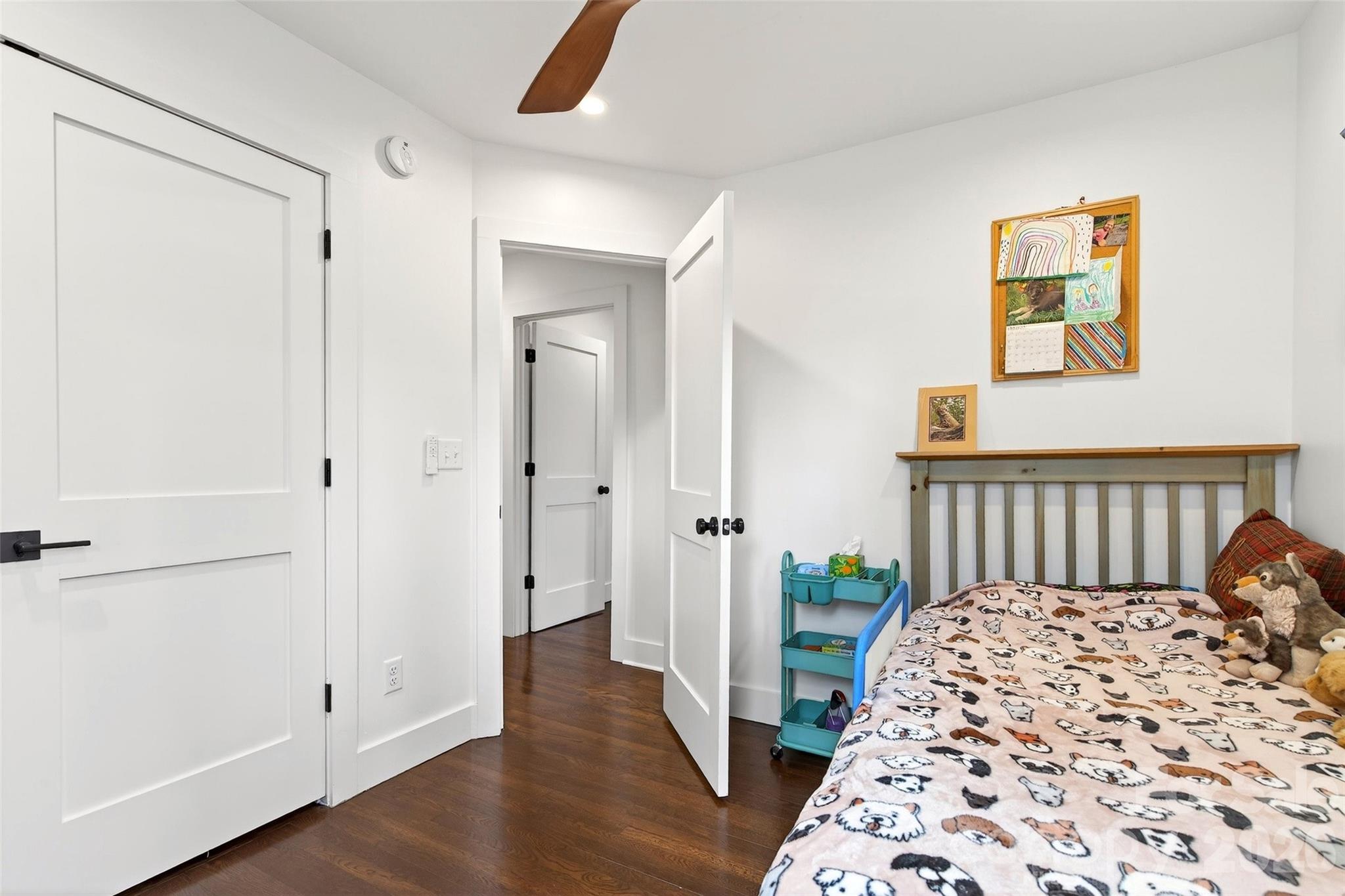 216 Vance Avenue — Black Mountain