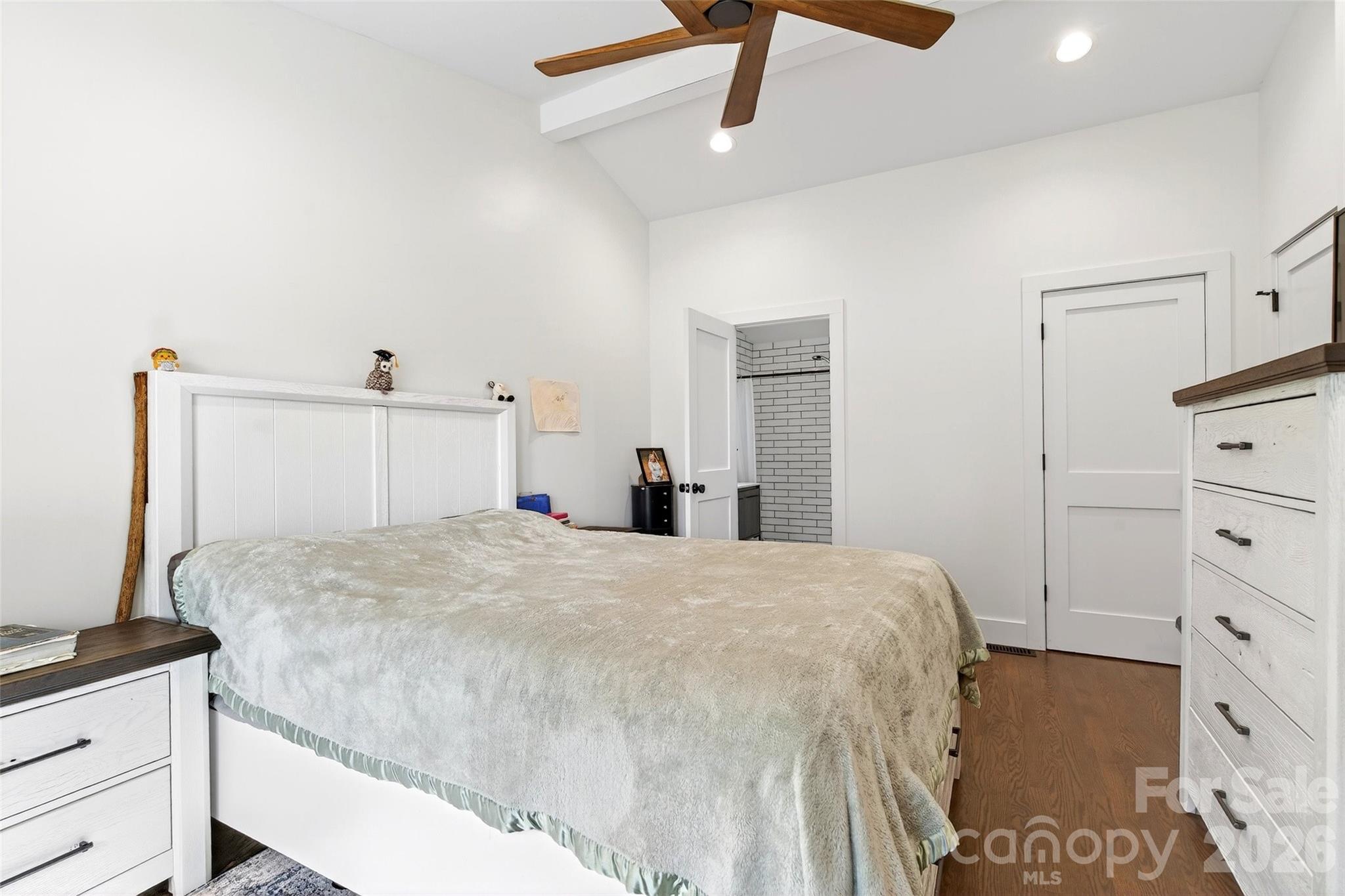 216 Vance Avenue — Black Mountain