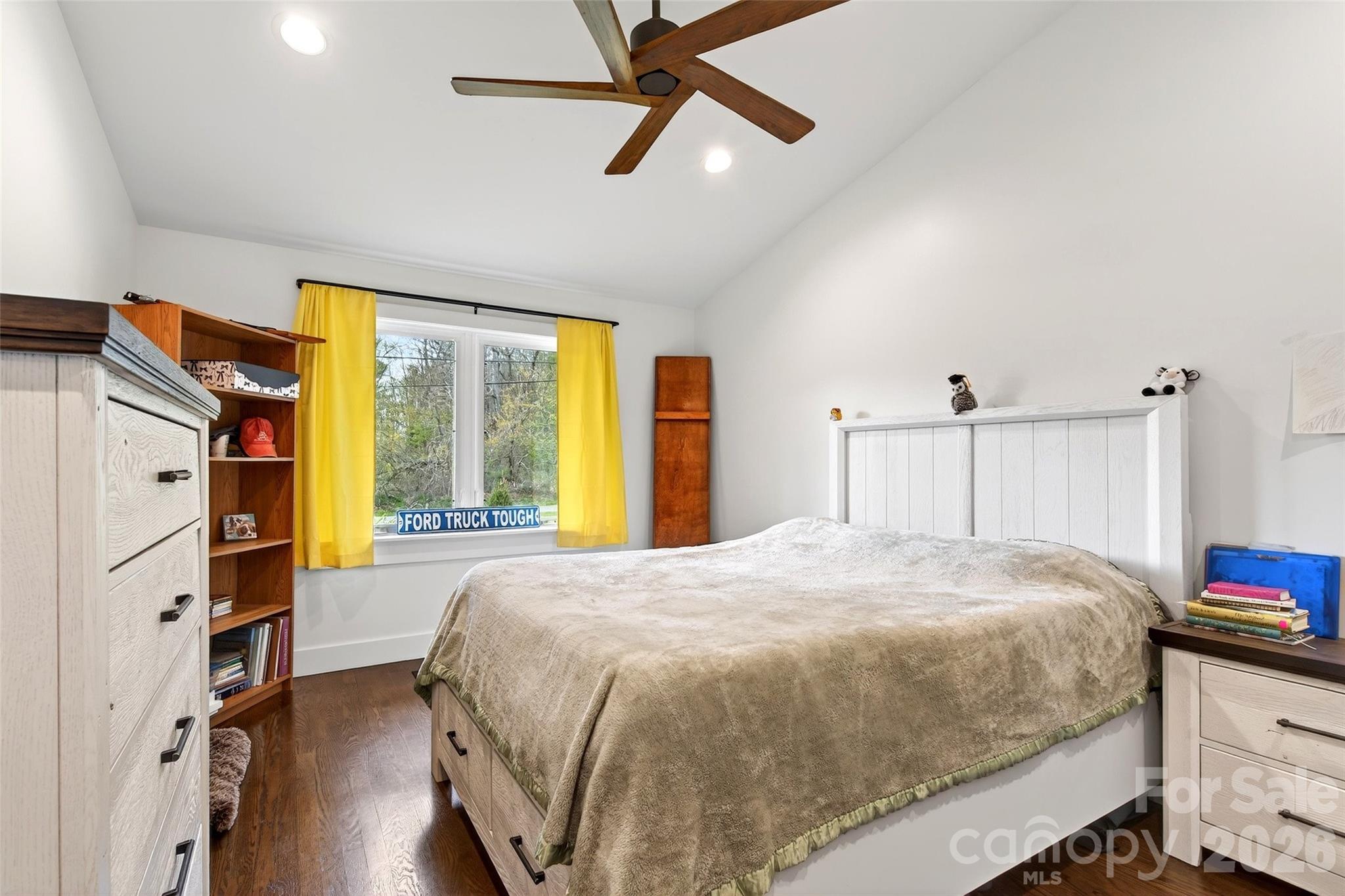 216 Vance Avenue — Black Mountain