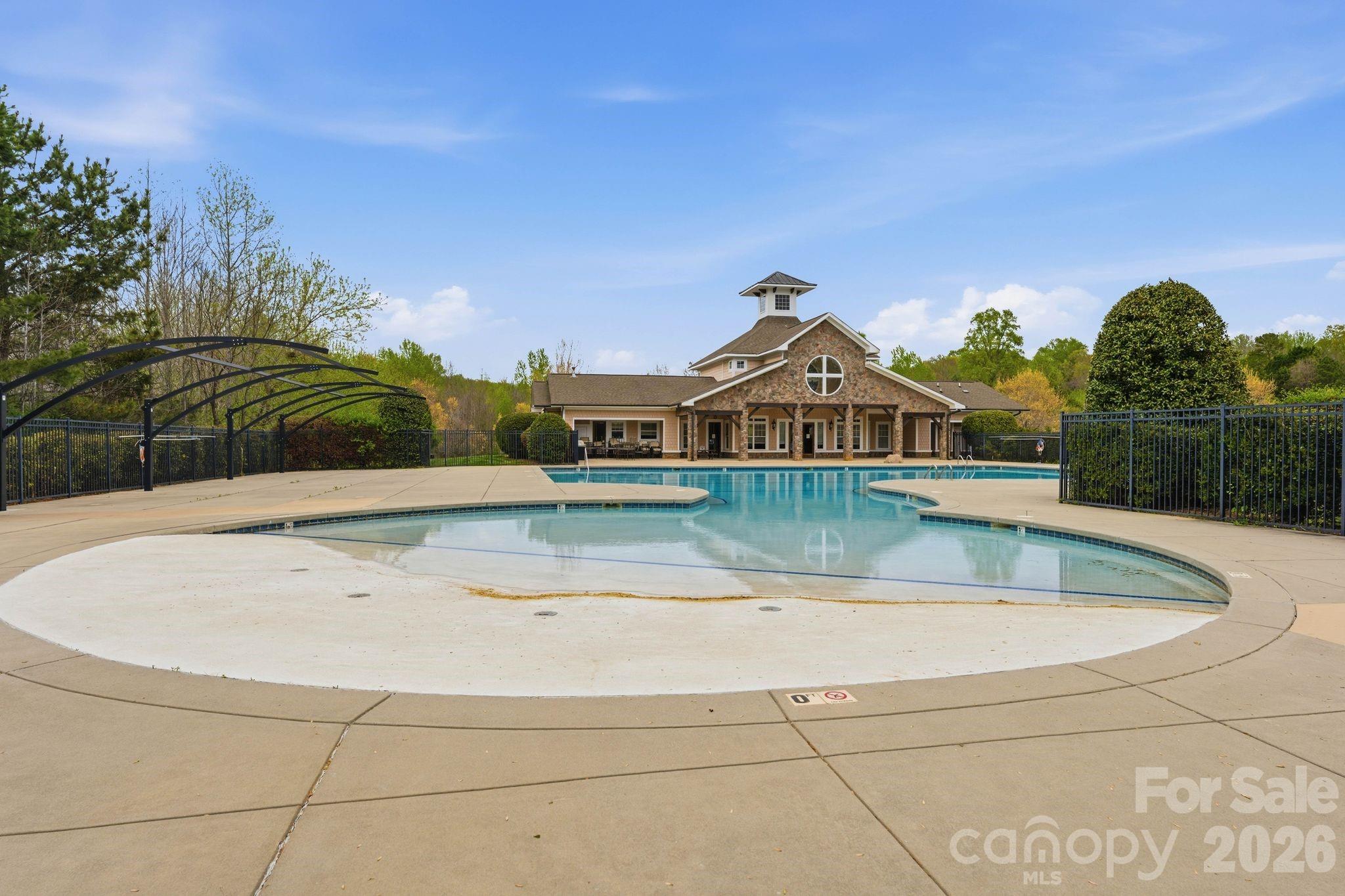 422 Deer Brush Lane — Waxhaw