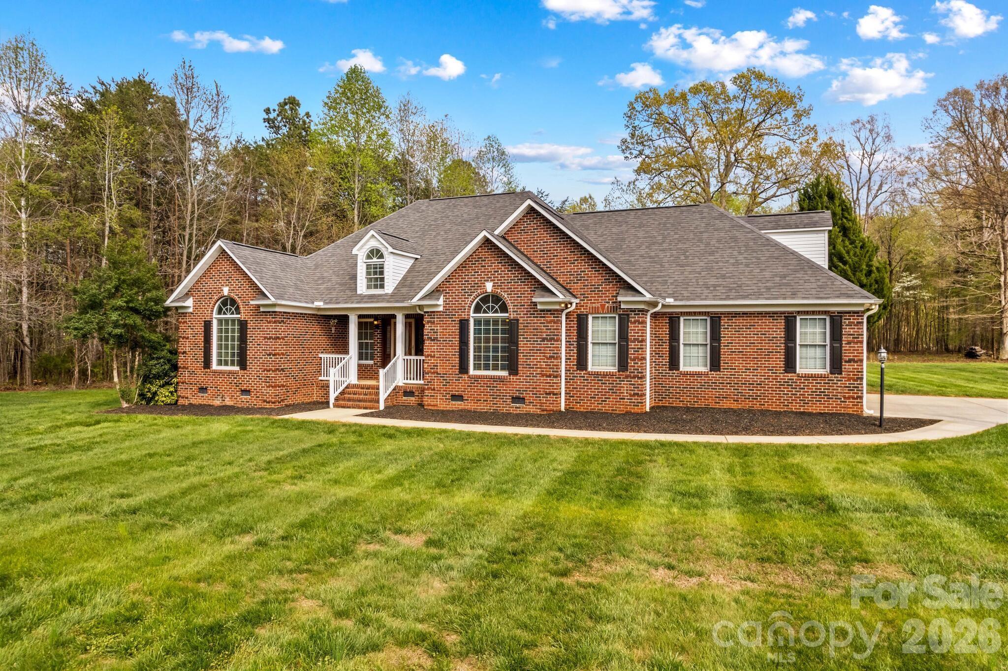 480 Adrian Road — Salisbury