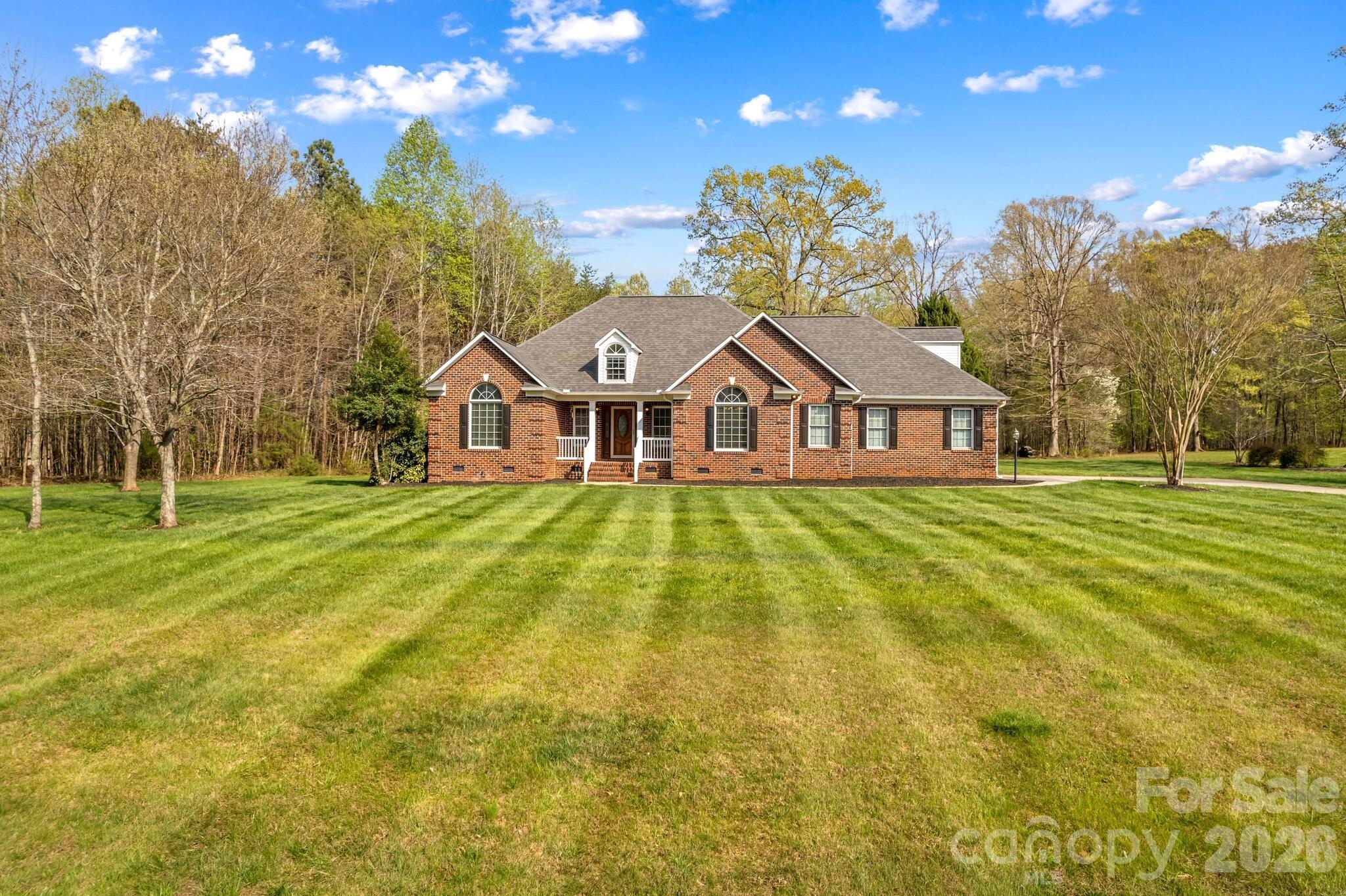 480 Adrian Road — Salisbury