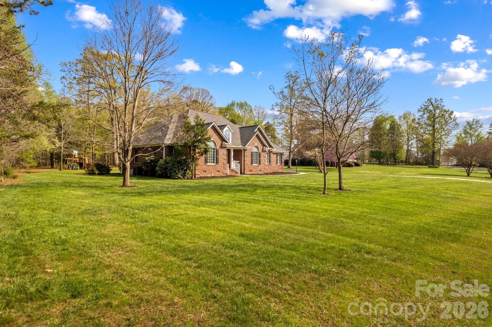 480 Adrian Road — Salisbury