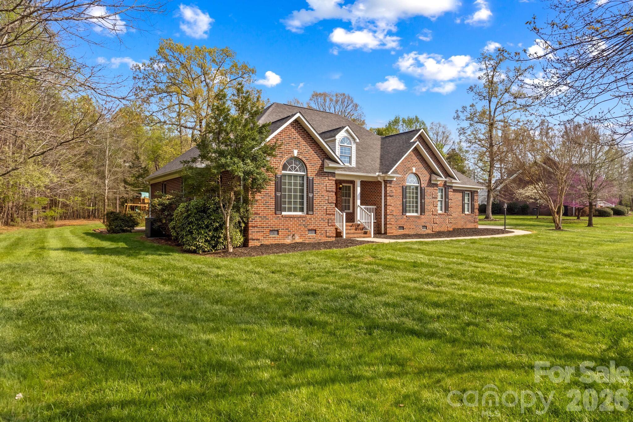480 Adrian Road — Salisbury