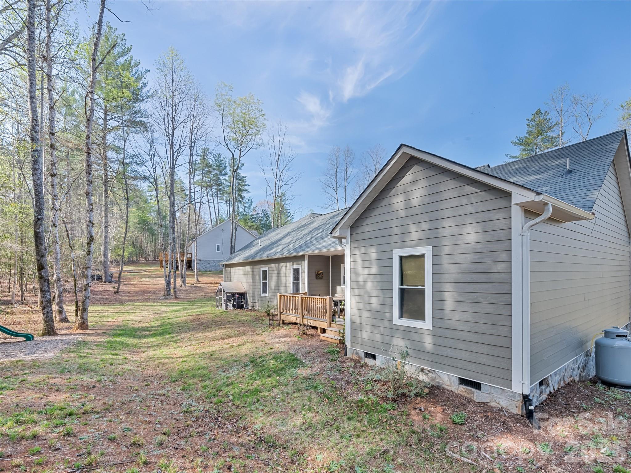 1711 Plantation Loop — Morganton