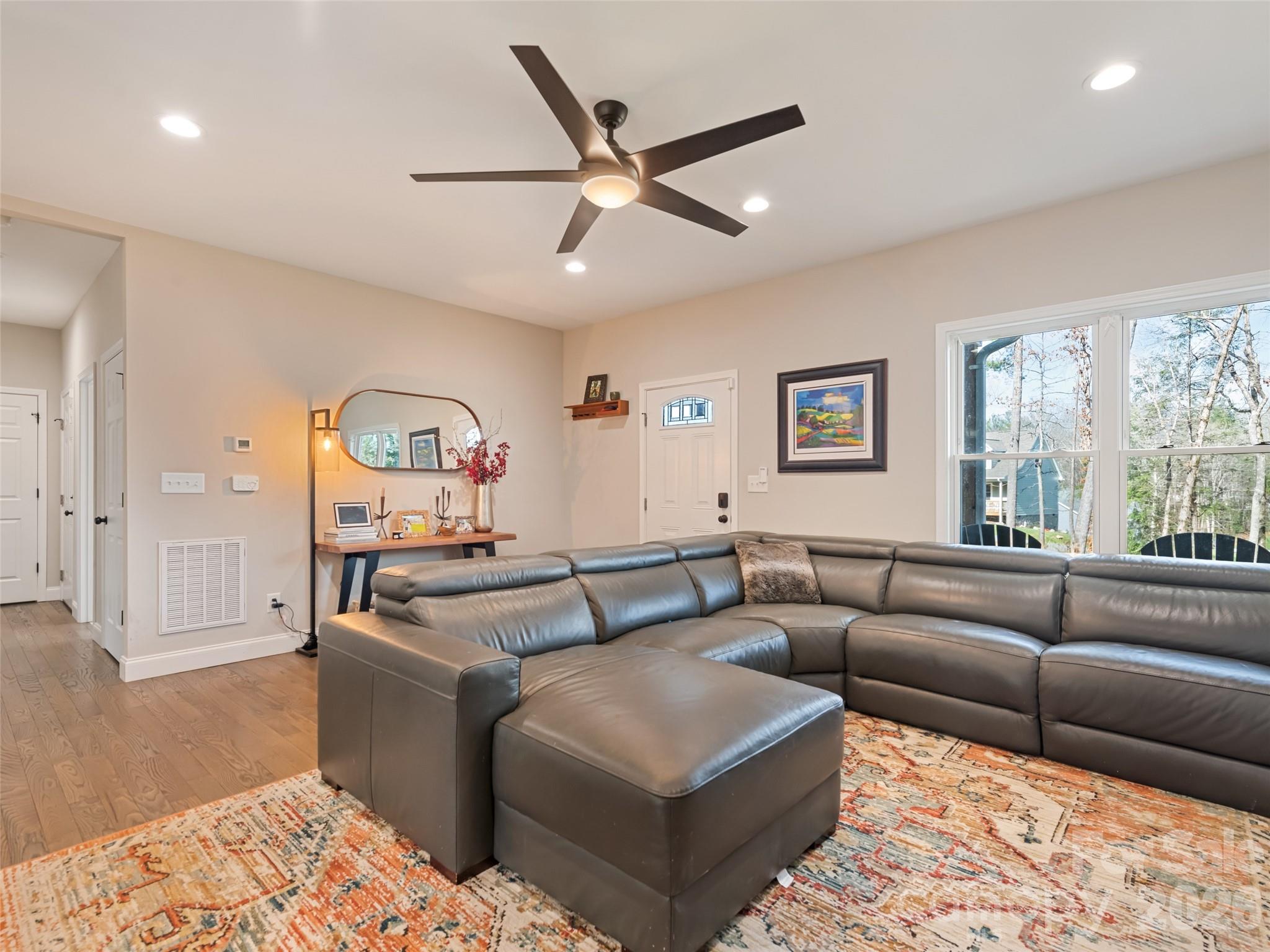 1711 Plantation Loop — Morganton