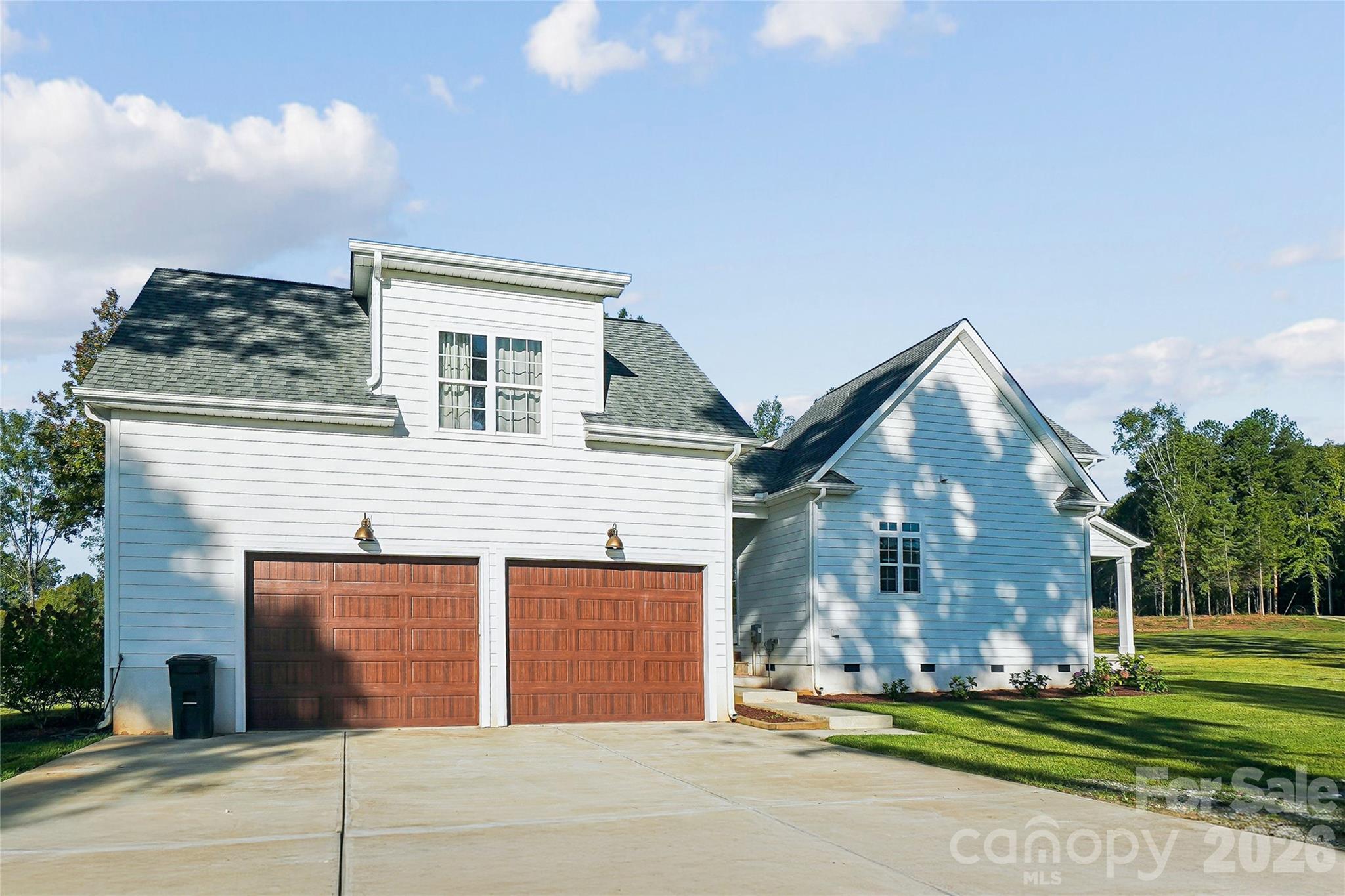 1904 Canal Road — Catawba