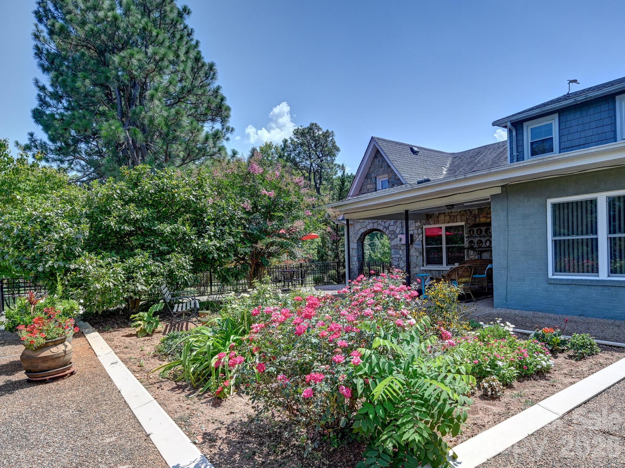 1771 Drexel Road — Valdese