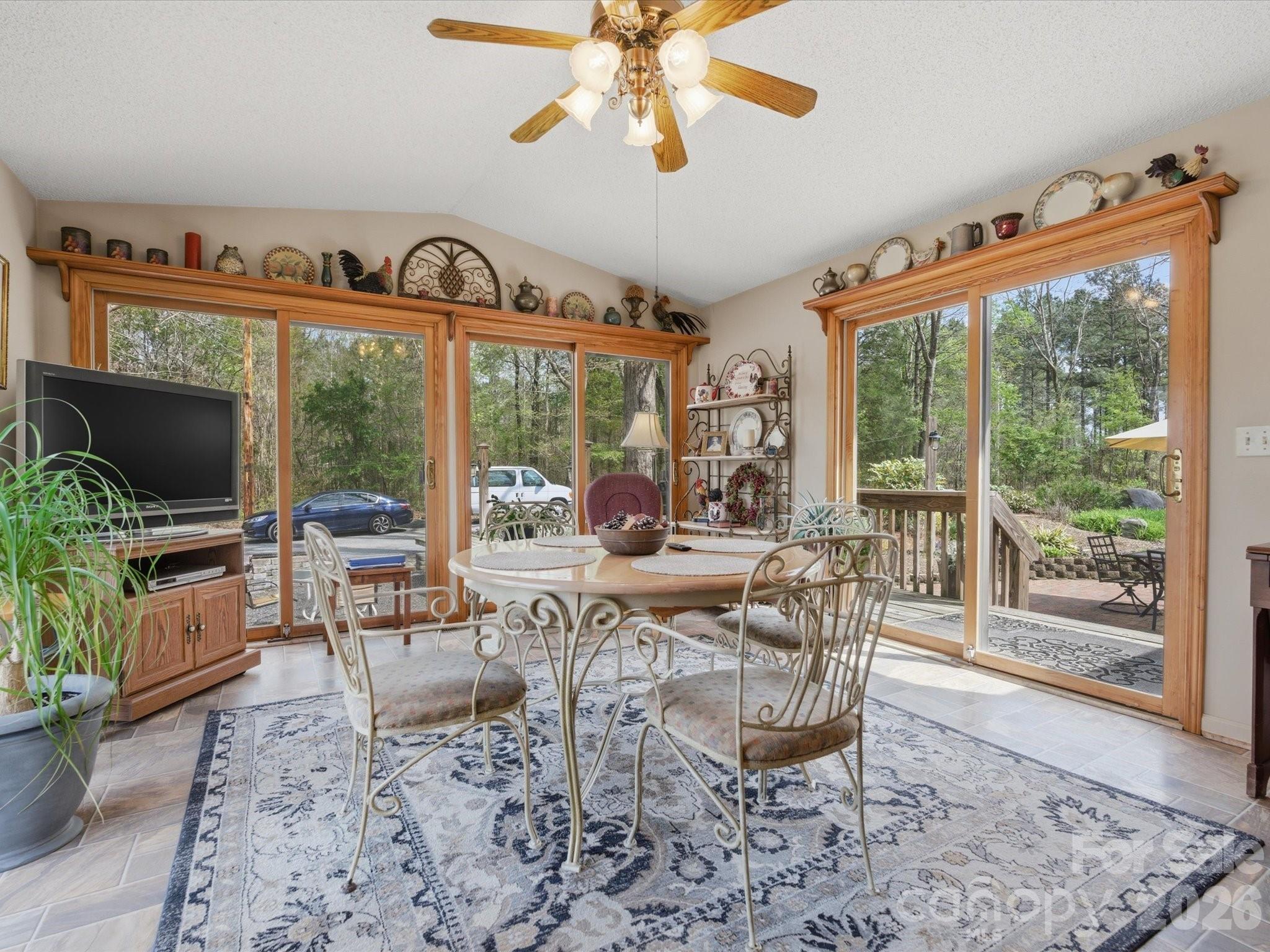 2620 Reeves Island Road — Richfield