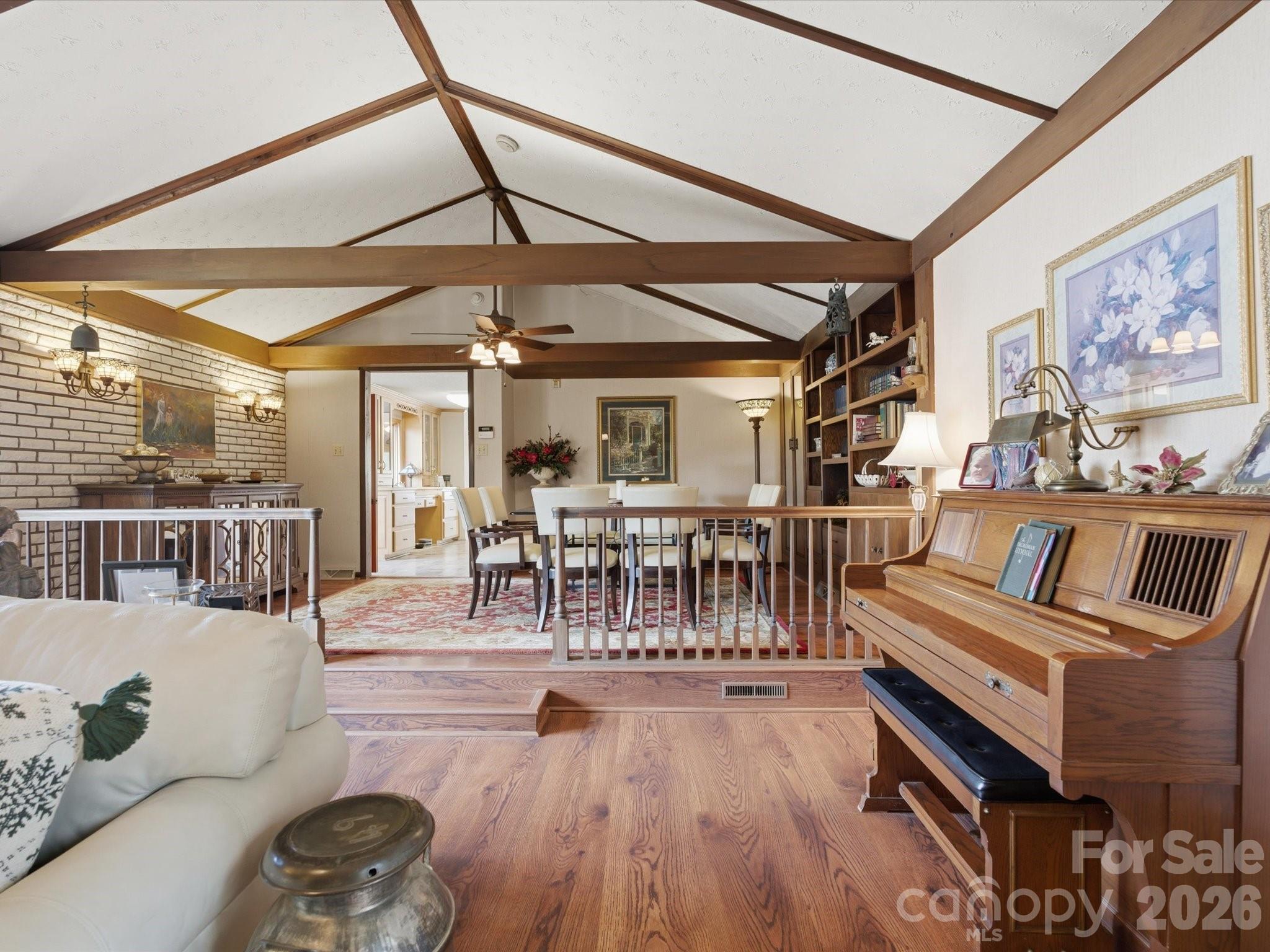 2620 Reeves Island Road — Richfield