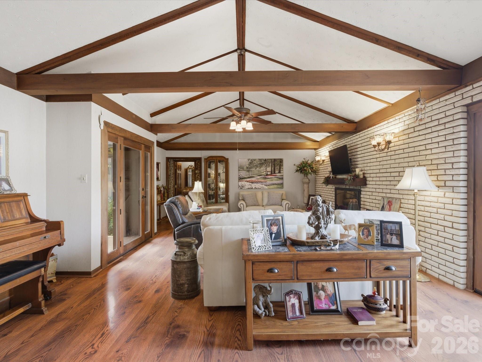 2620 Reeves Island Road — Richfield