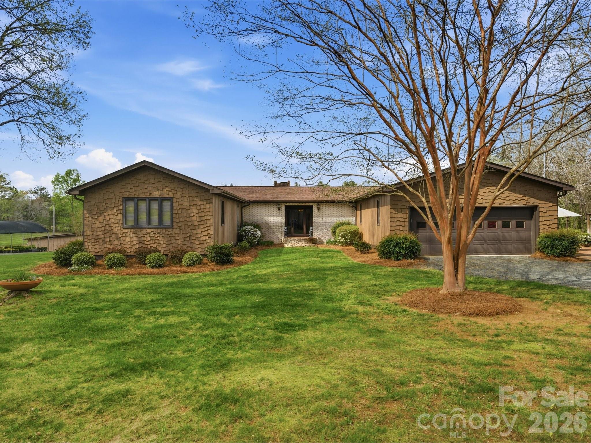 2620 Reeves Island Road — Richfield