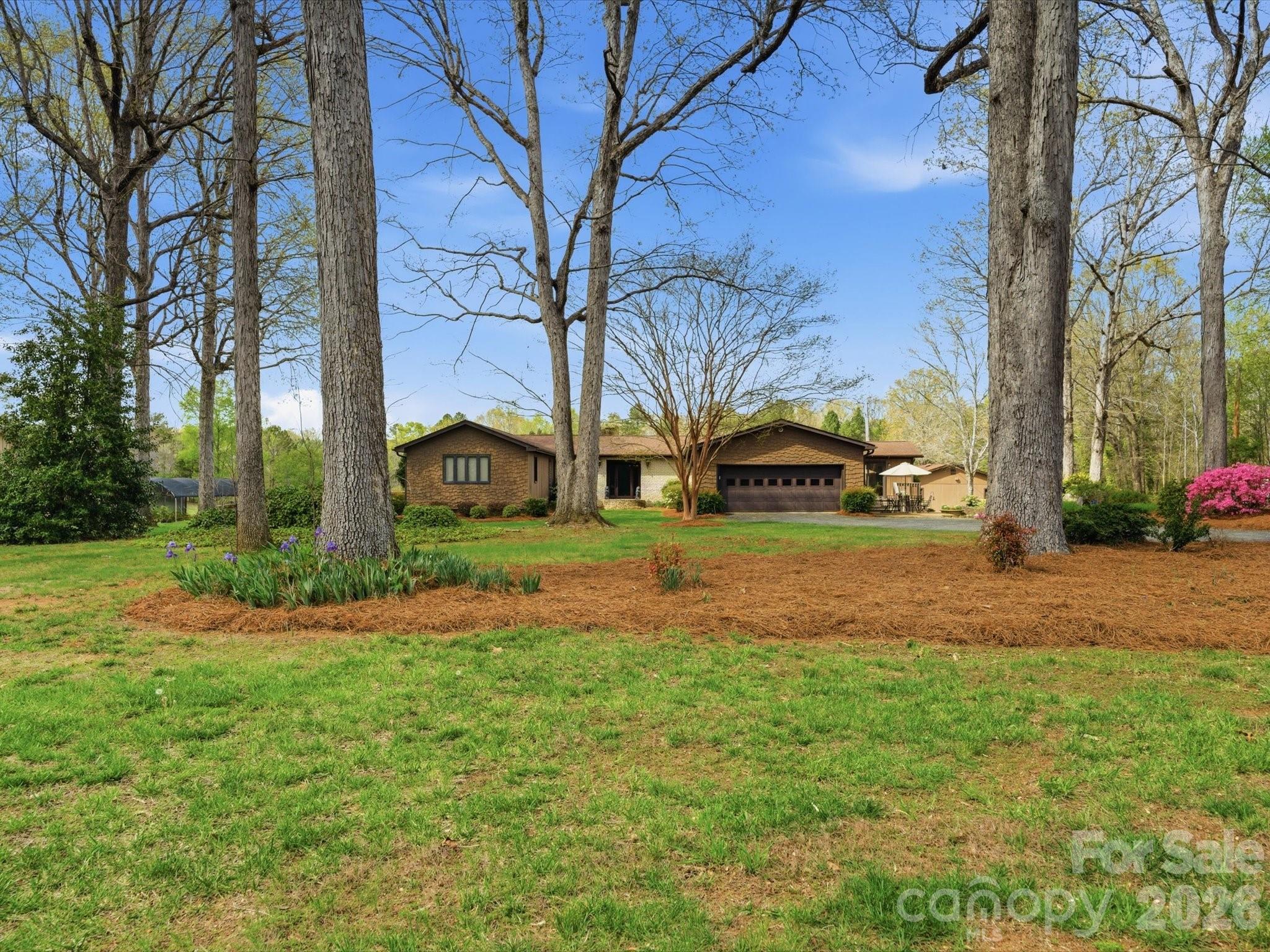 2620 Reeves Island Road — Richfield