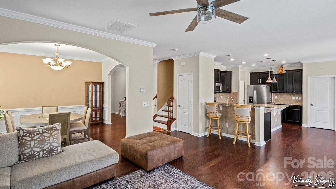 6907 Agnew Drive — Charlotte