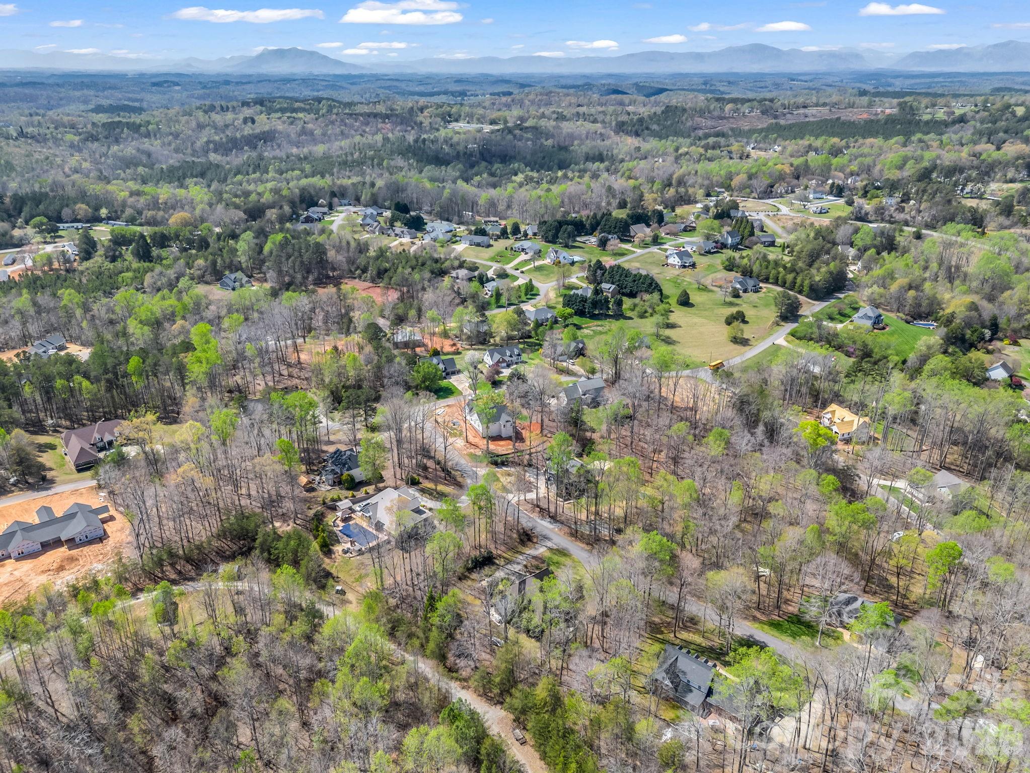 285 Woodridge Drive — Rutherfordton