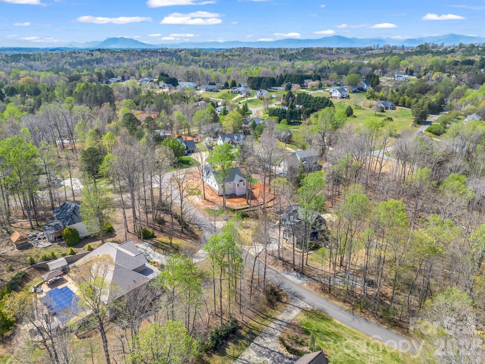 285 Woodridge Drive — Rutherfordton