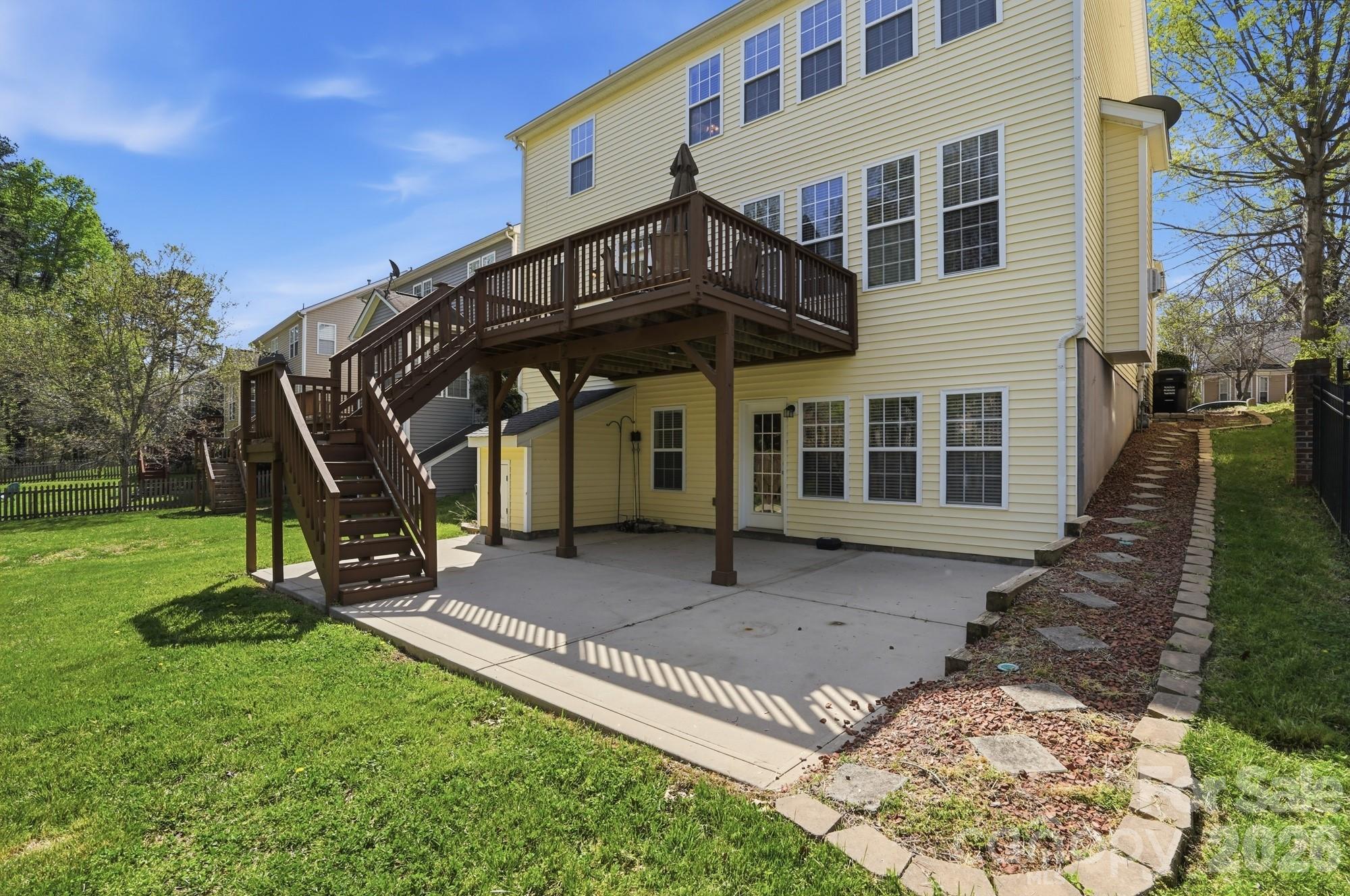 10056 Paisley Drive — Charlotte