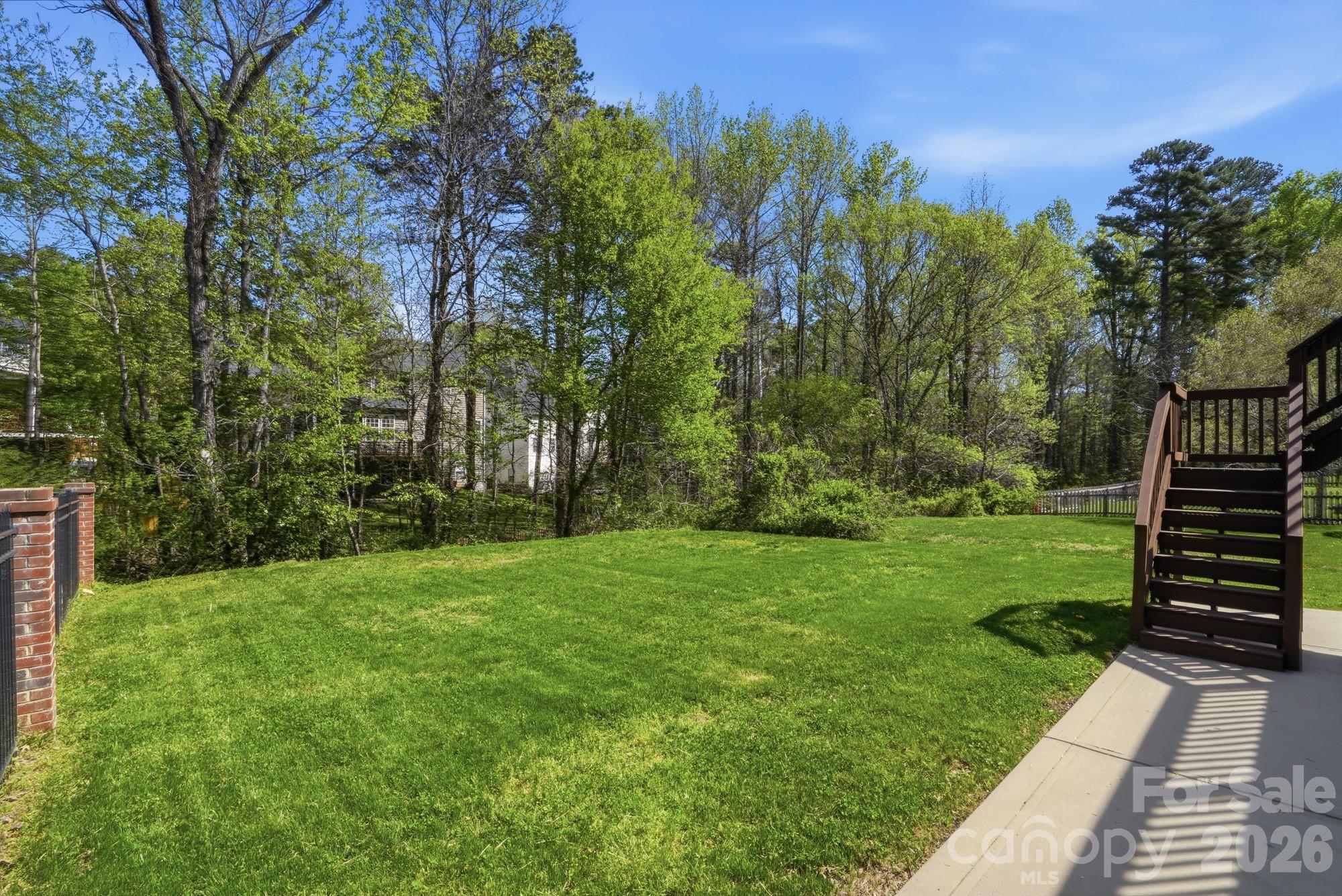 10056 Paisley Drive — Charlotte