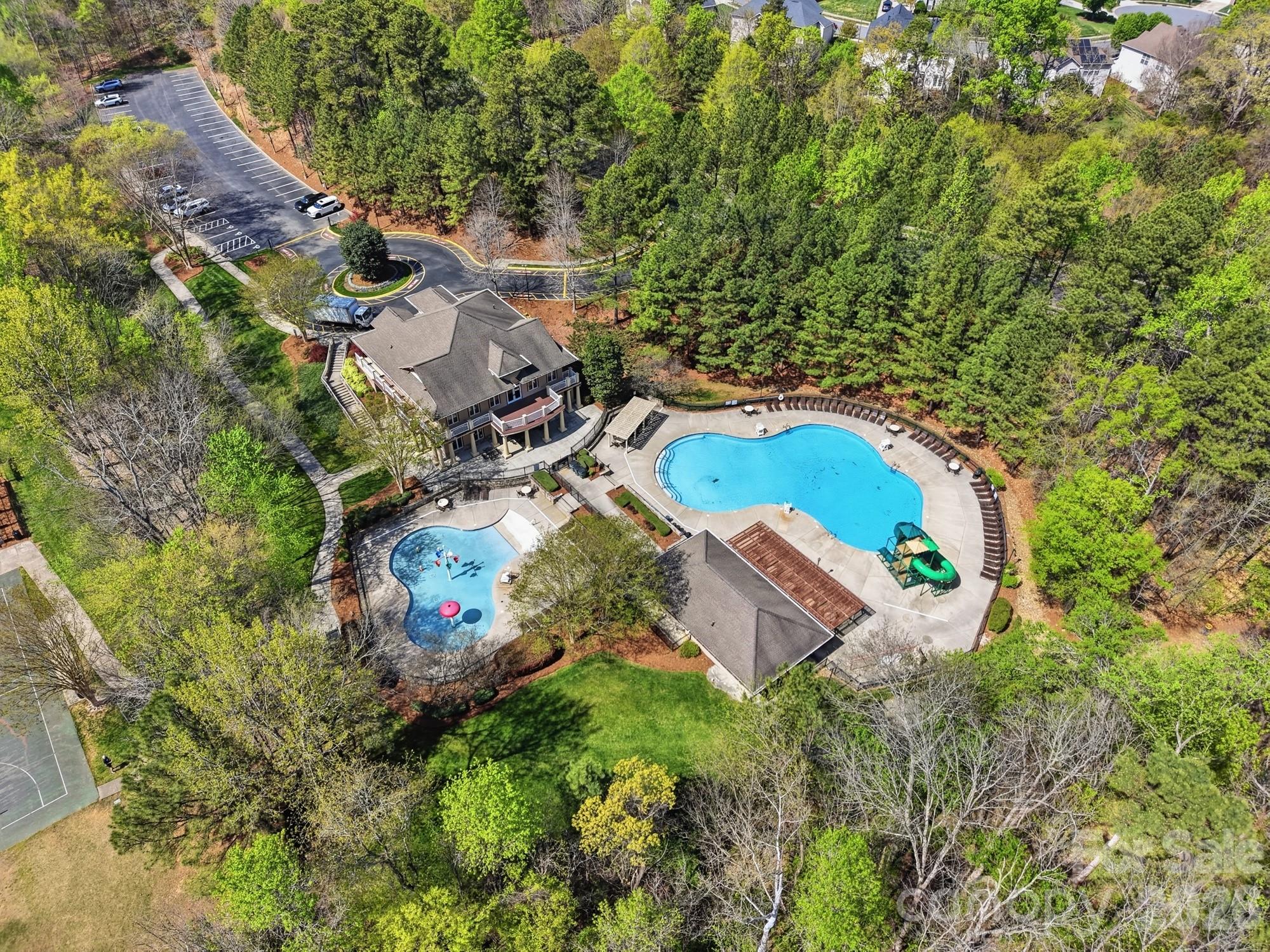 10056 Paisley Drive — Charlotte