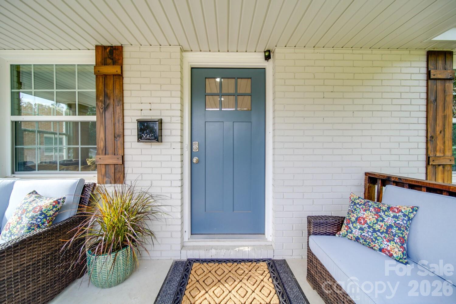 1512 Newcastle Street — Charlotte