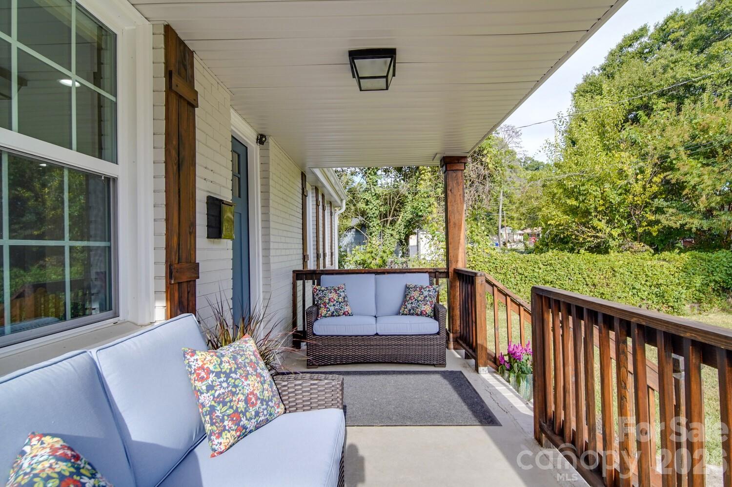 1512 Newcastle Street — Charlotte