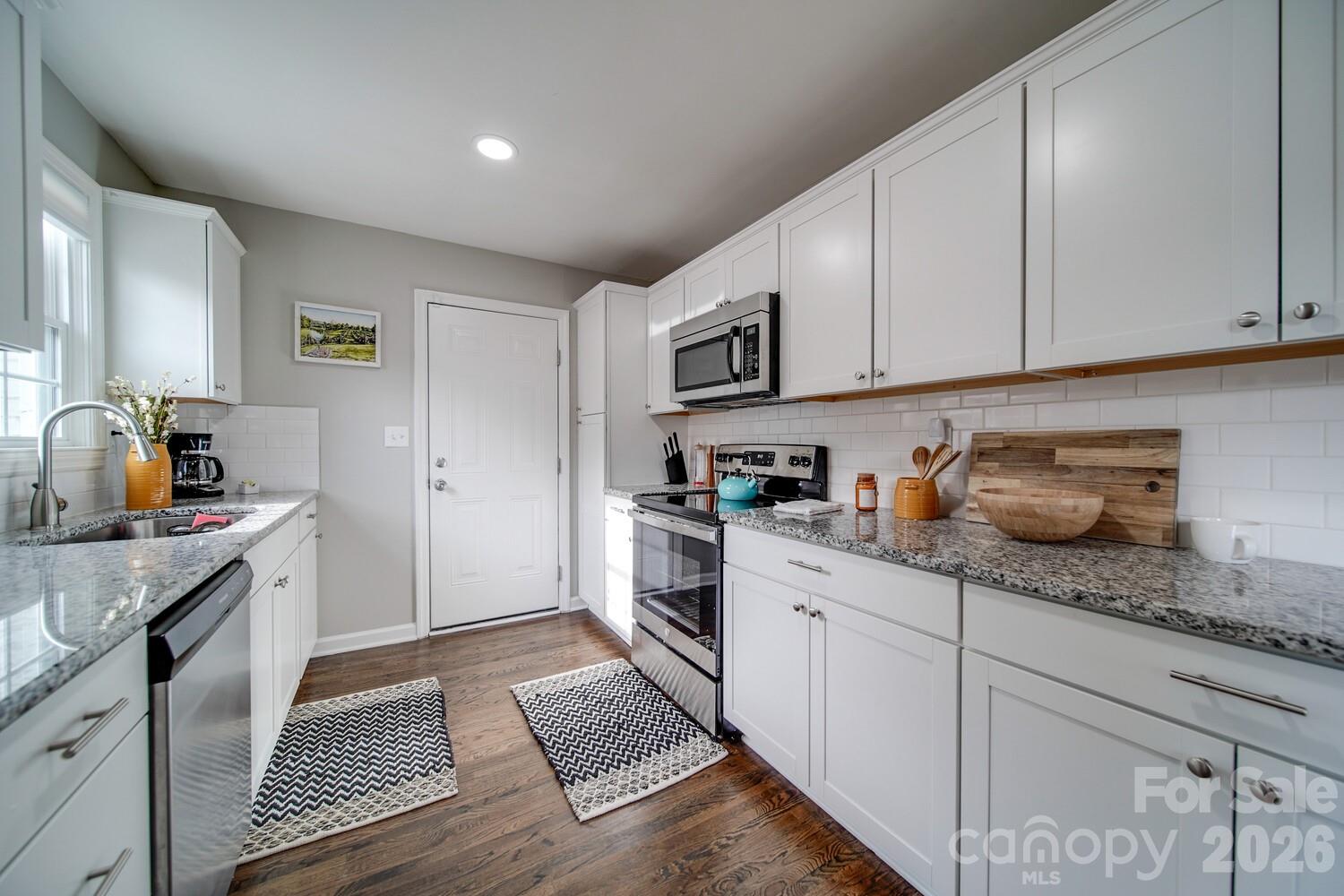 1512 Newcastle Street — Charlotte