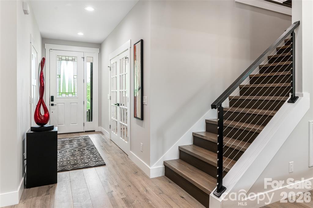 99 Timber Ridge Circle — Leicester