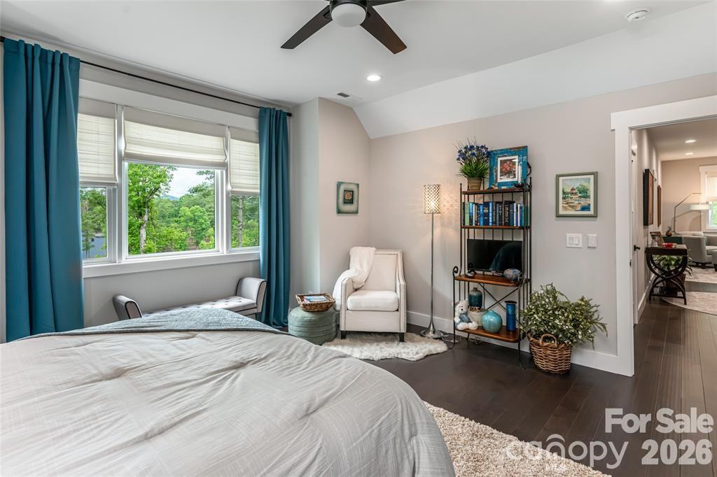 99 Timber Ridge Circle — Leicester