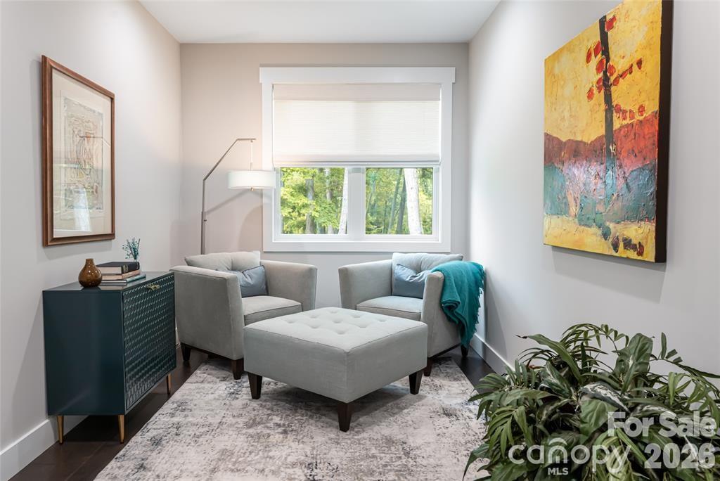 99 Timber Ridge Circle — Leicester