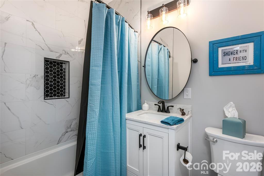 99 Timber Ridge Circle — Leicester