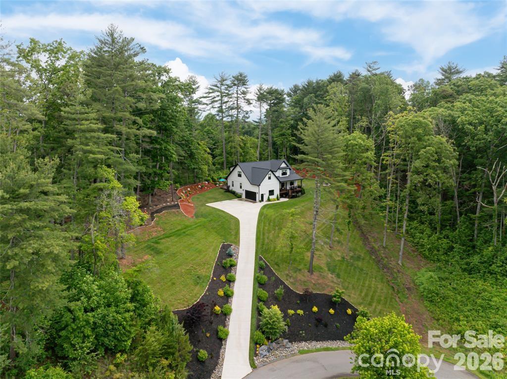 99 Timber Ridge Circle — Leicester