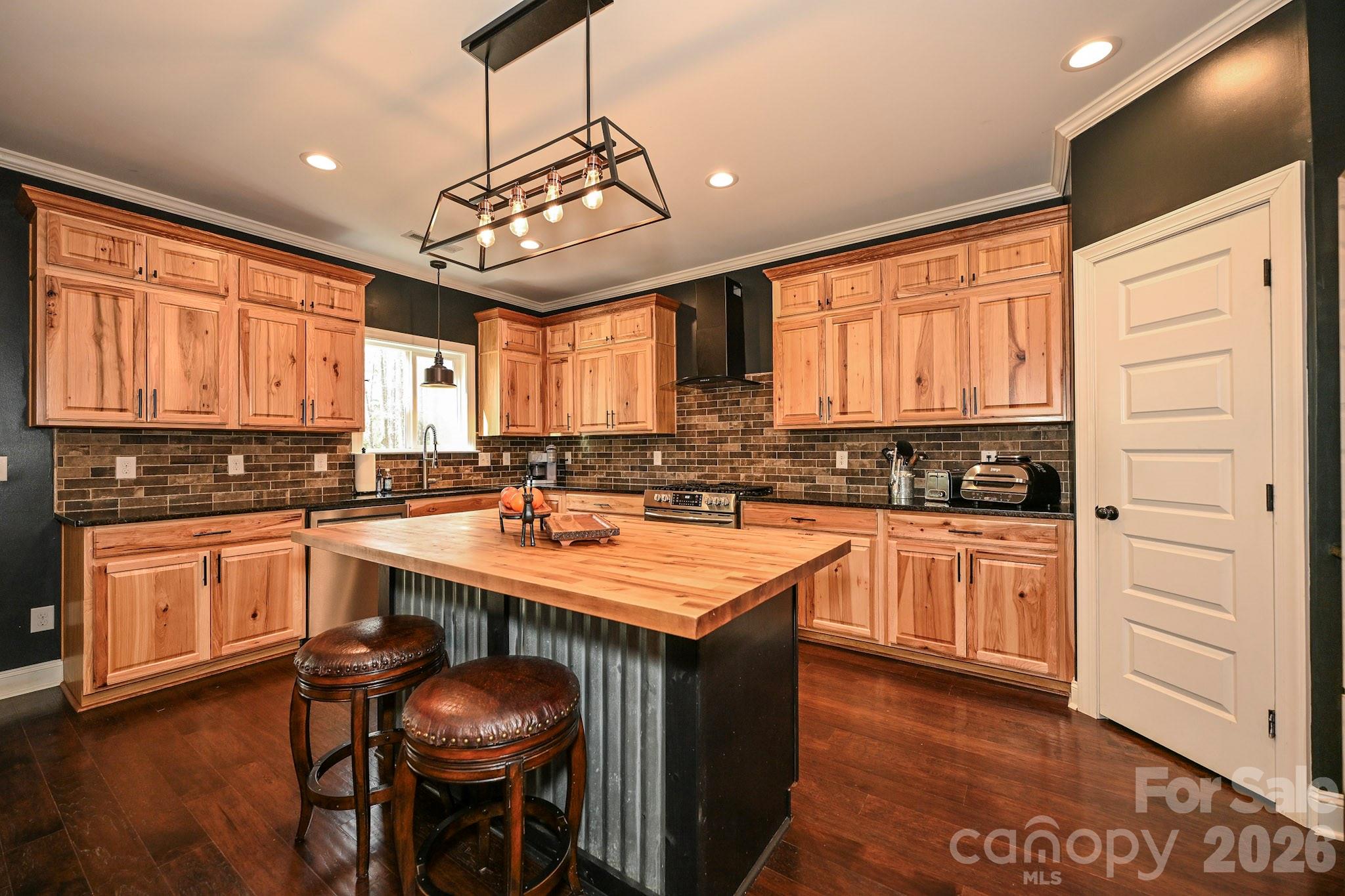 514 Arcadia Lane — Monroe