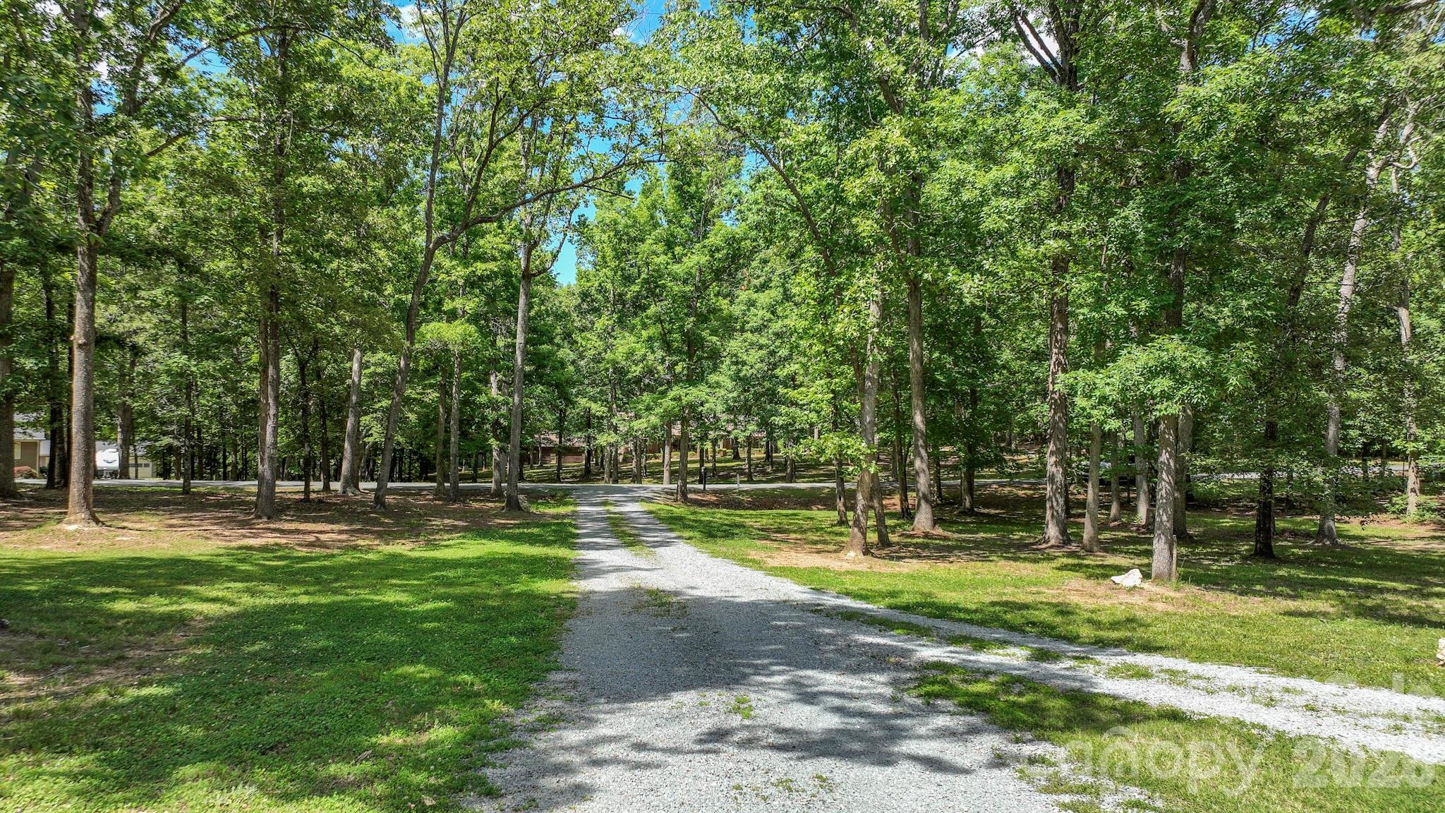 514 Arcadia Lane — Monroe