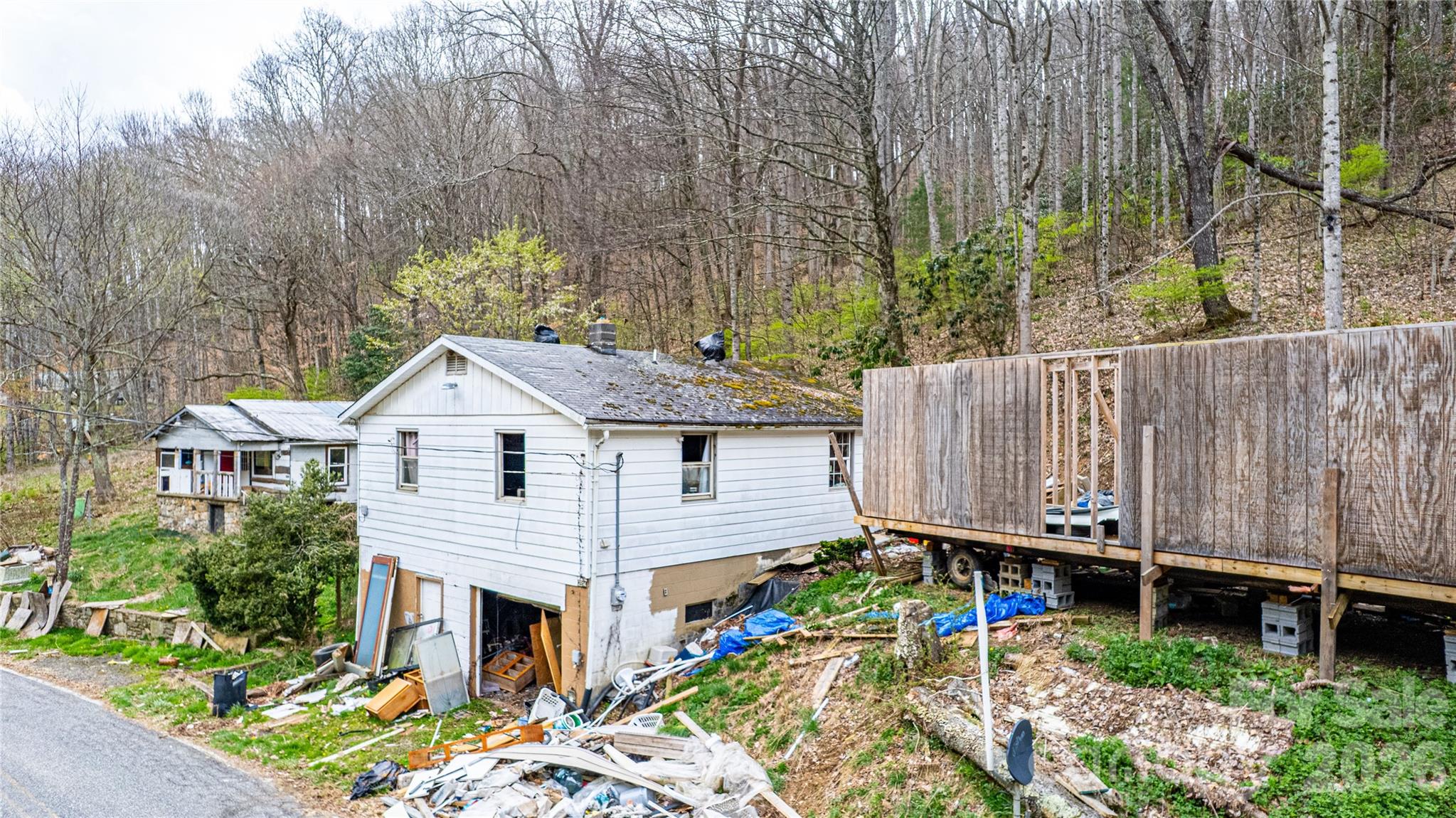 2828 Chandler Creek Road — Mars Hill