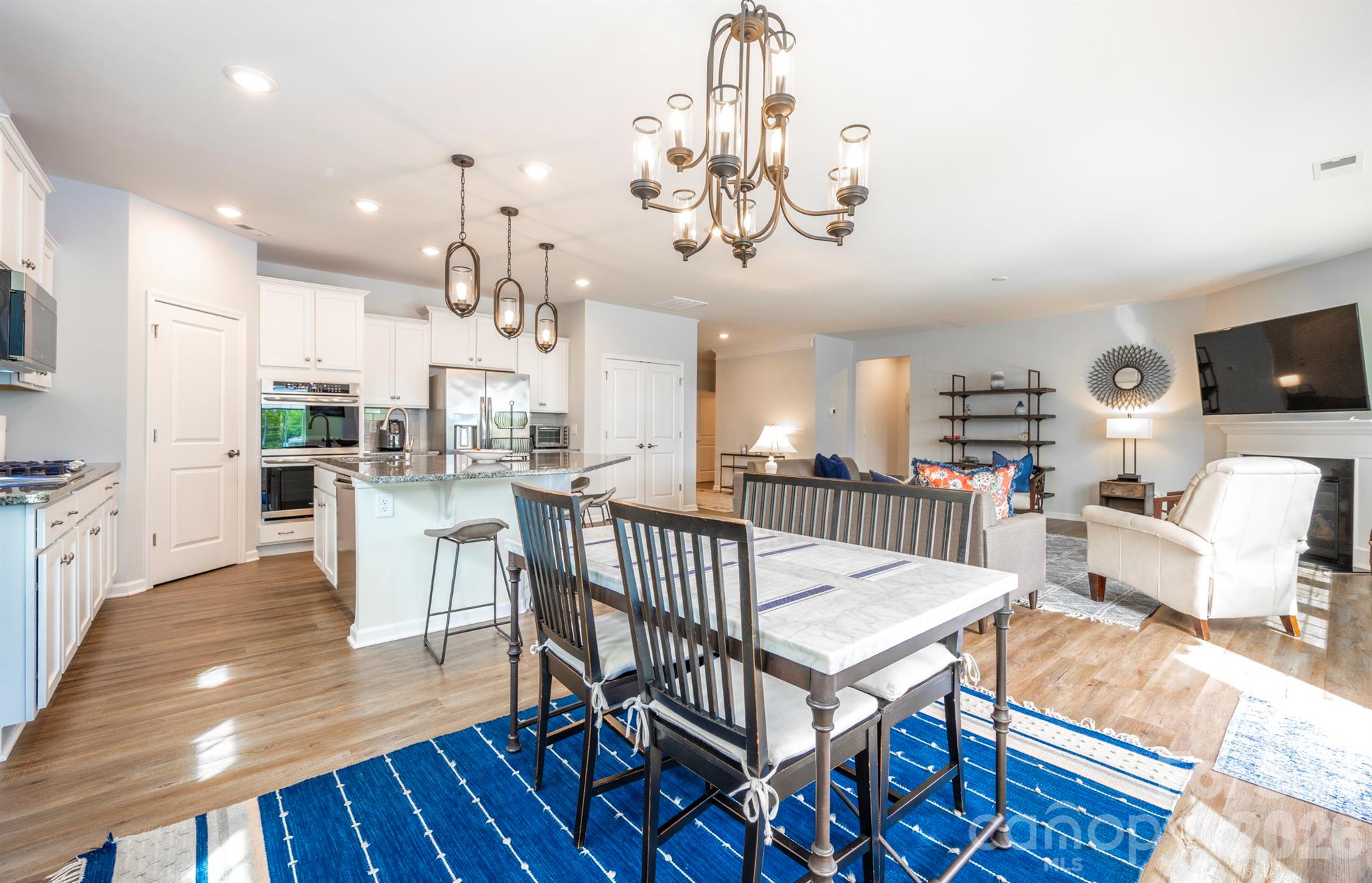 1228 Dali Boulevard — Mount Holly