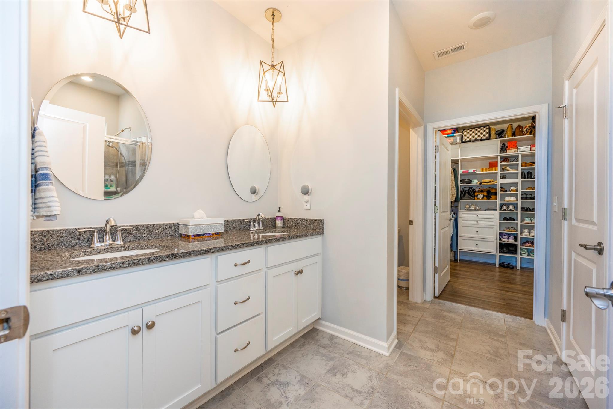 1228 Dali Boulevard — Mount Holly